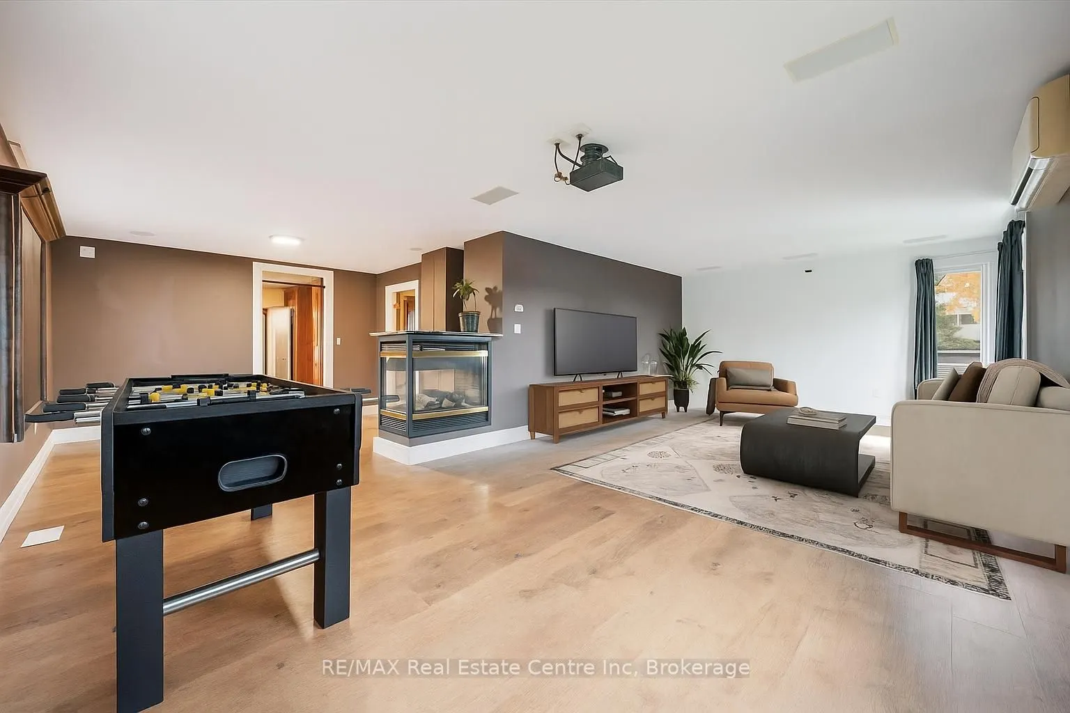 500 WATSON Parkway S