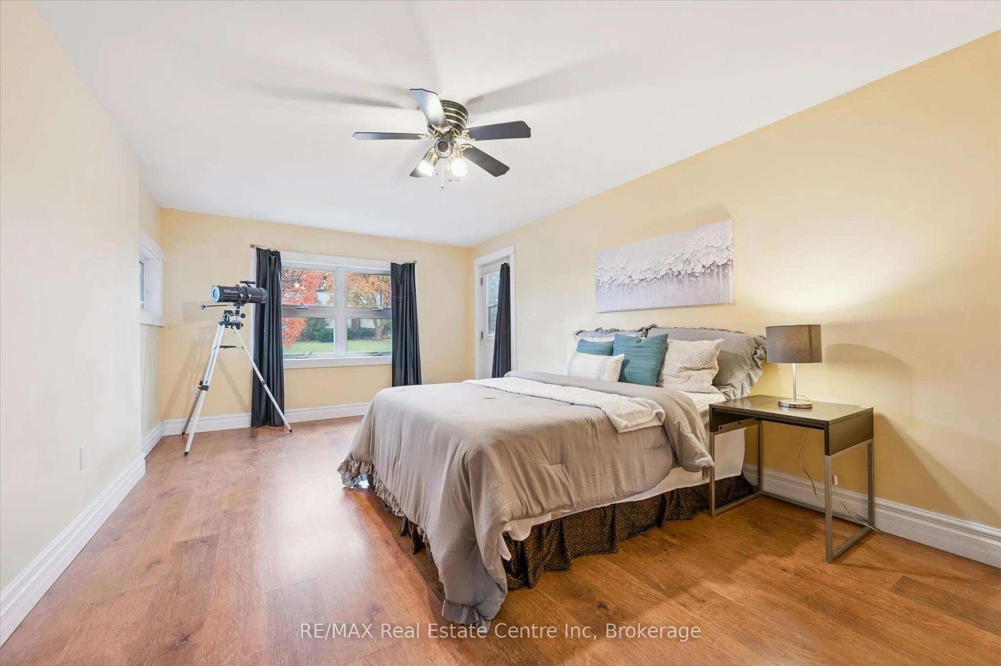 500 WATSON Parkway S