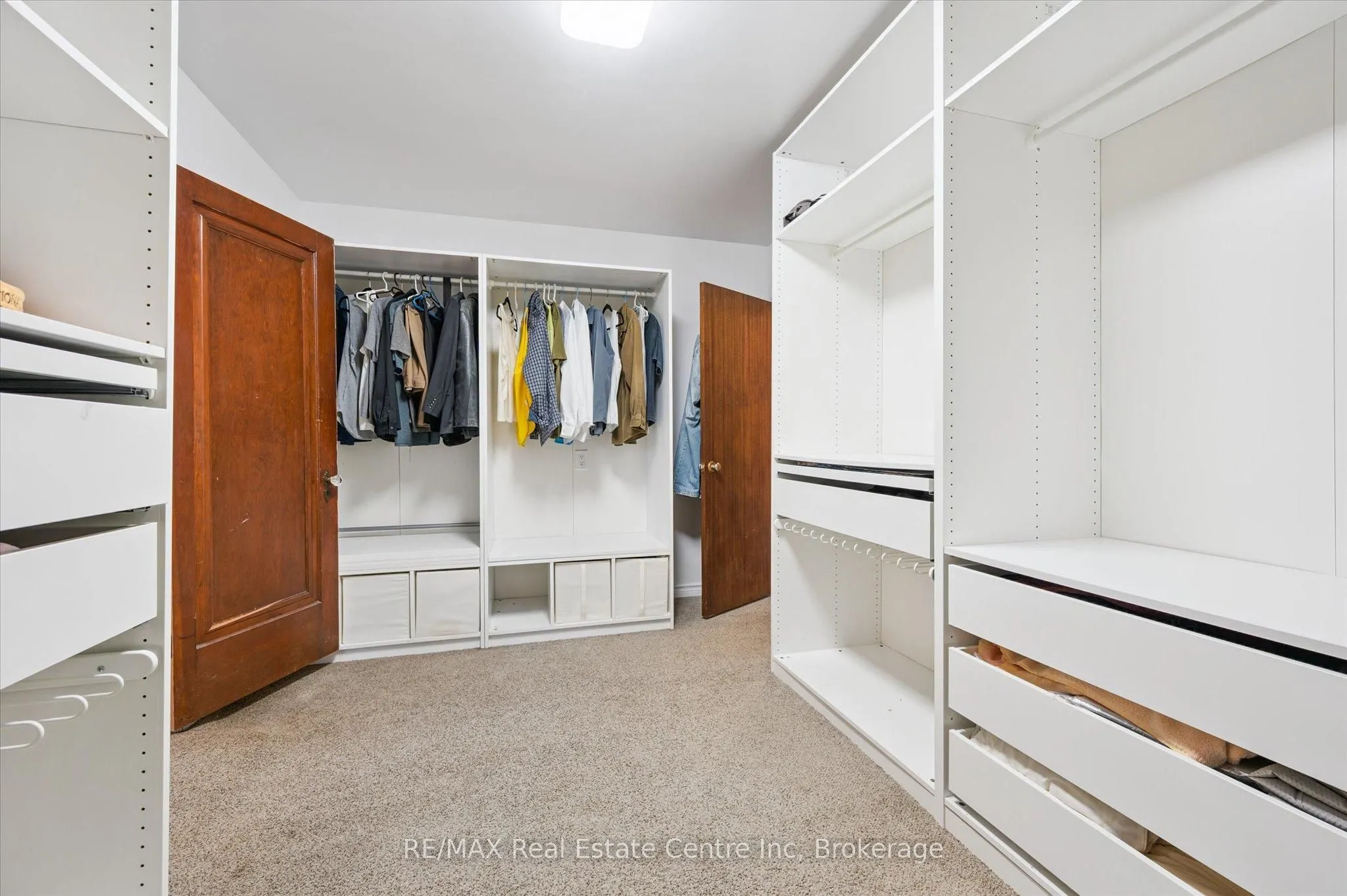 500 WATSON Parkway S