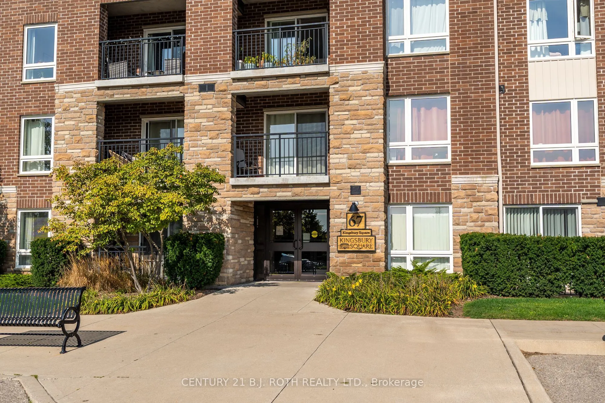 67 Kingsbury Square, #403