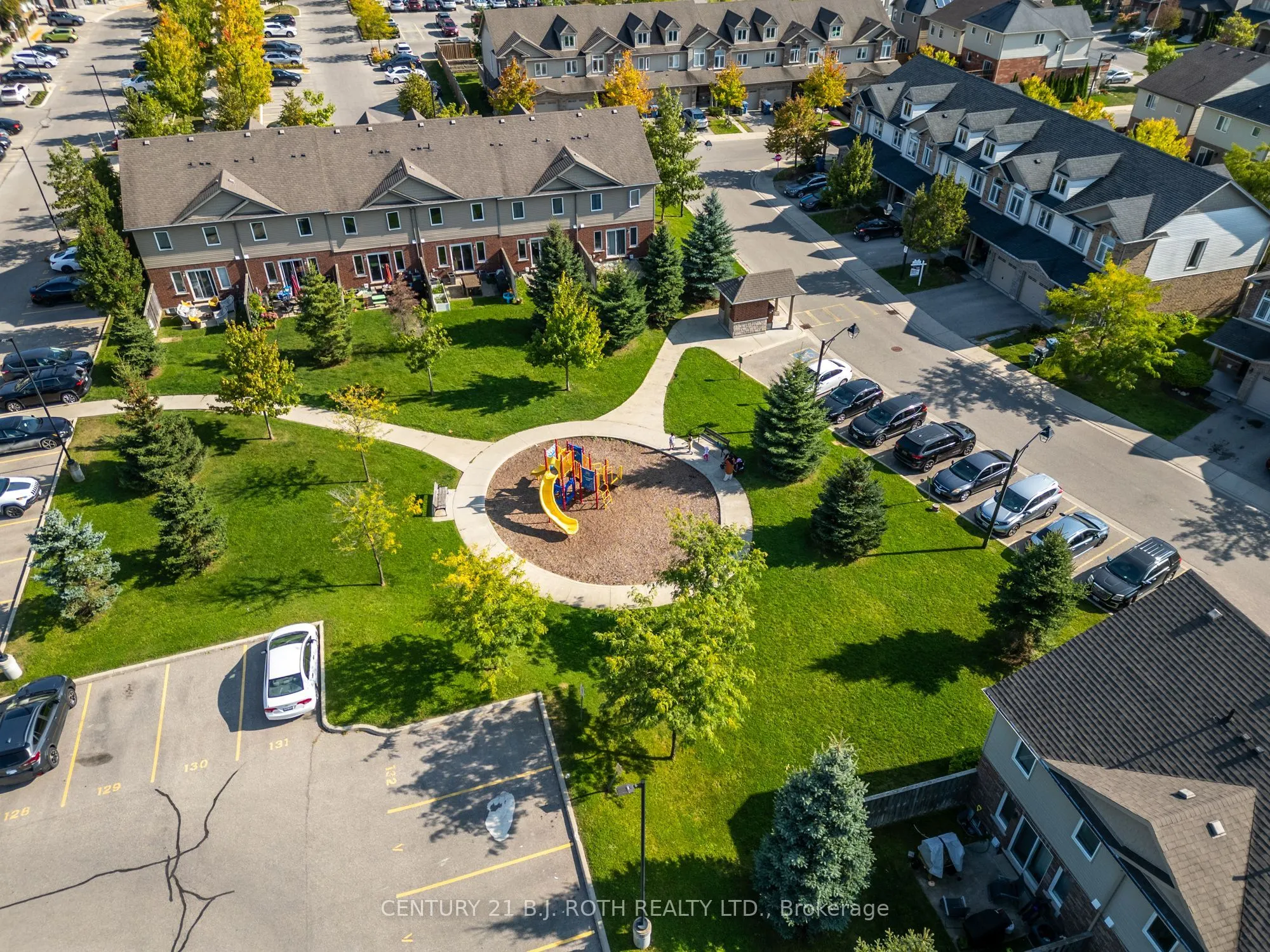 67 Kingsbury Square, #403