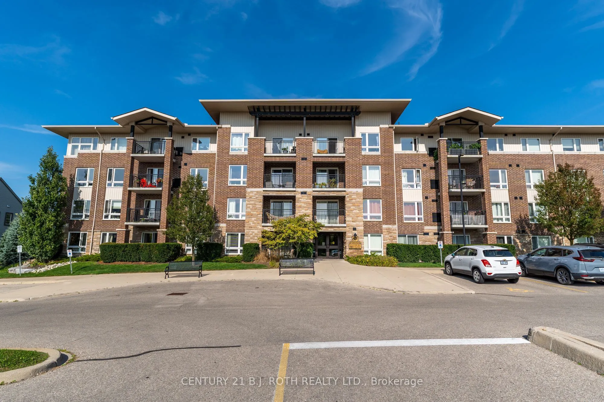 67 Kingsbury Square, #403