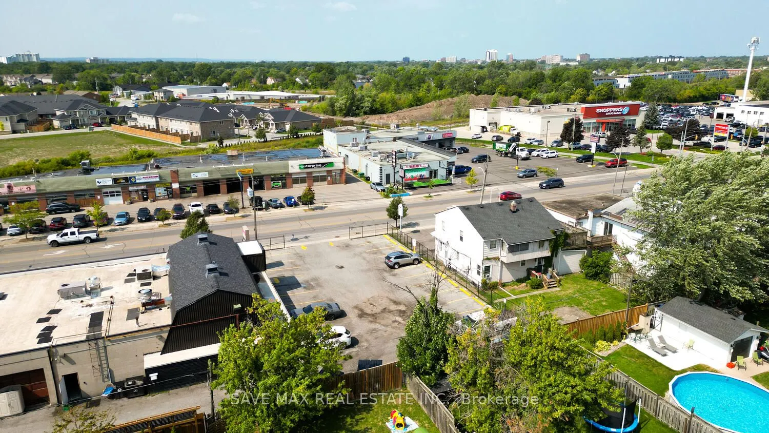 466 Merritt Street, #4