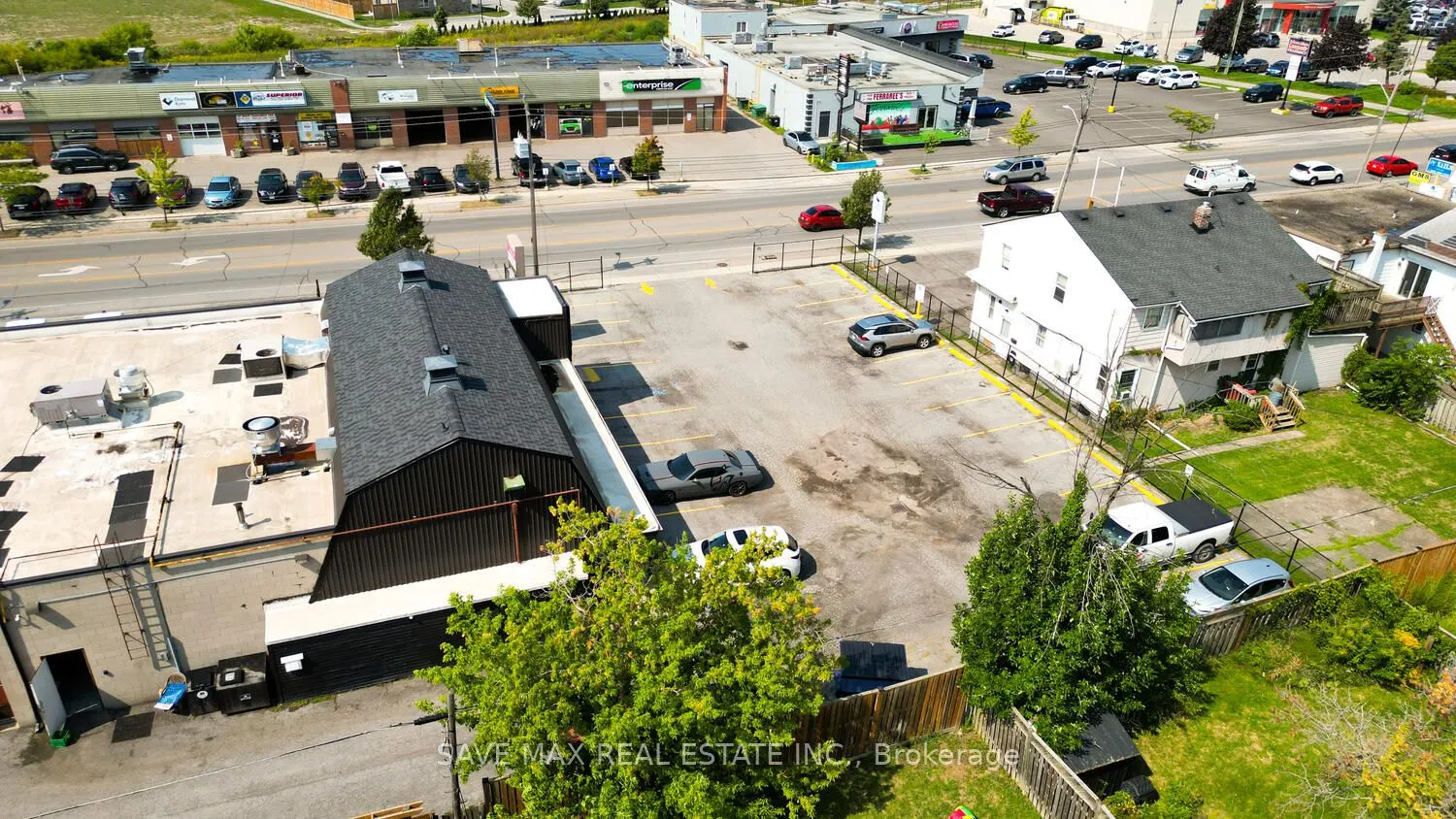 466 Merritt Street, #4