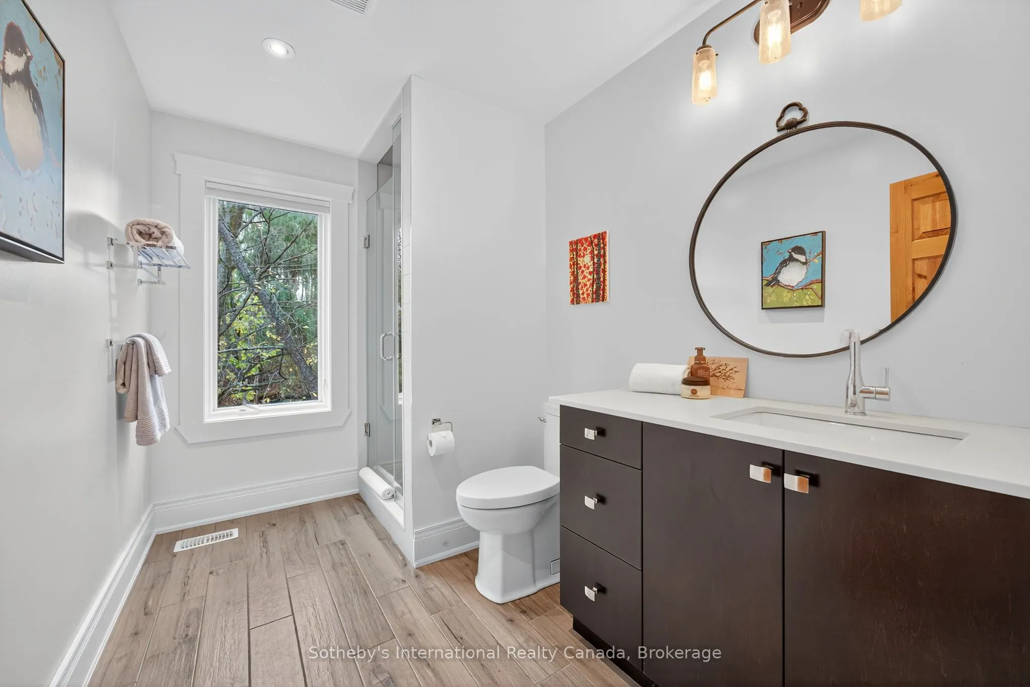 112 Arrowhead Crescent