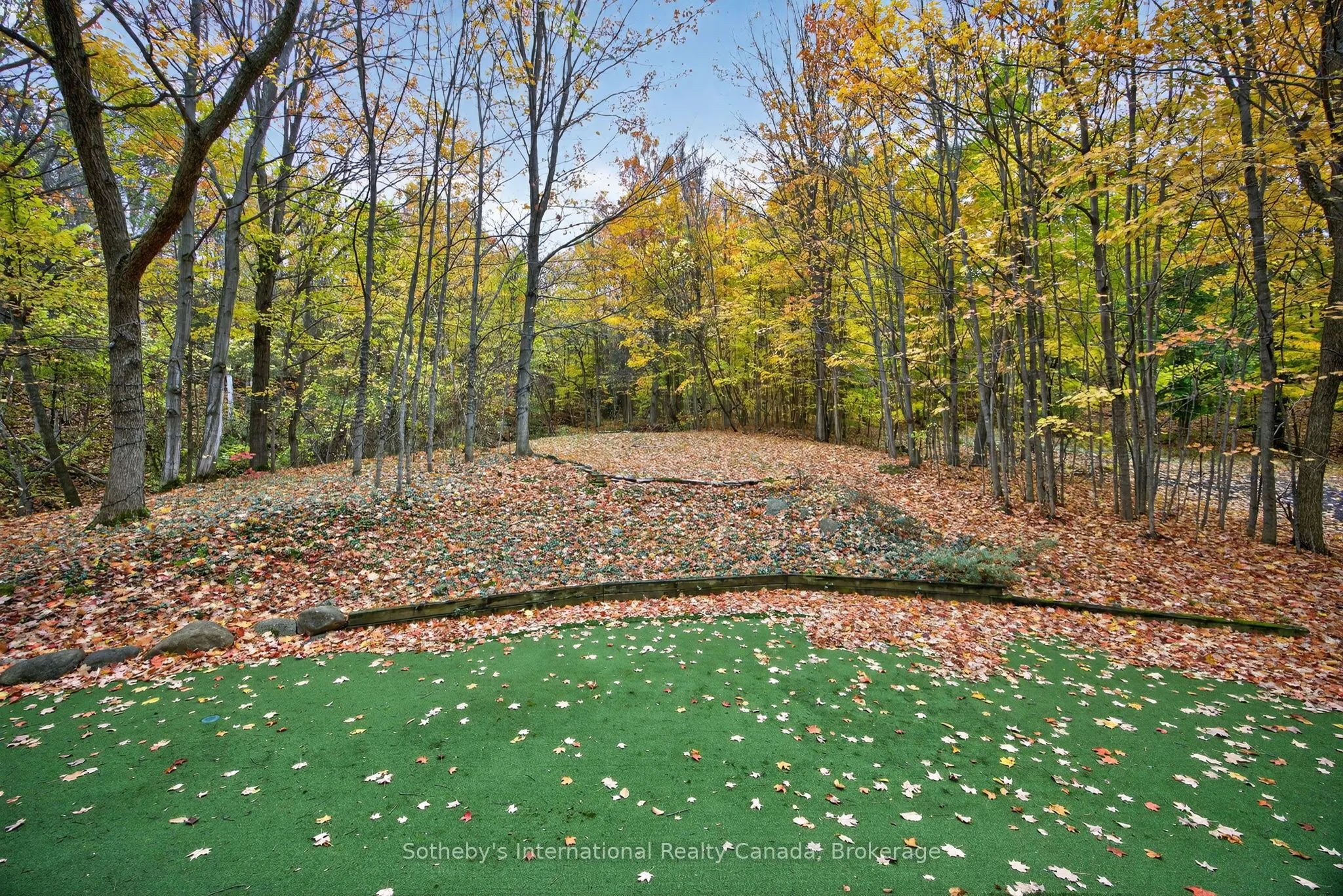 112 Arrowhead Crescent