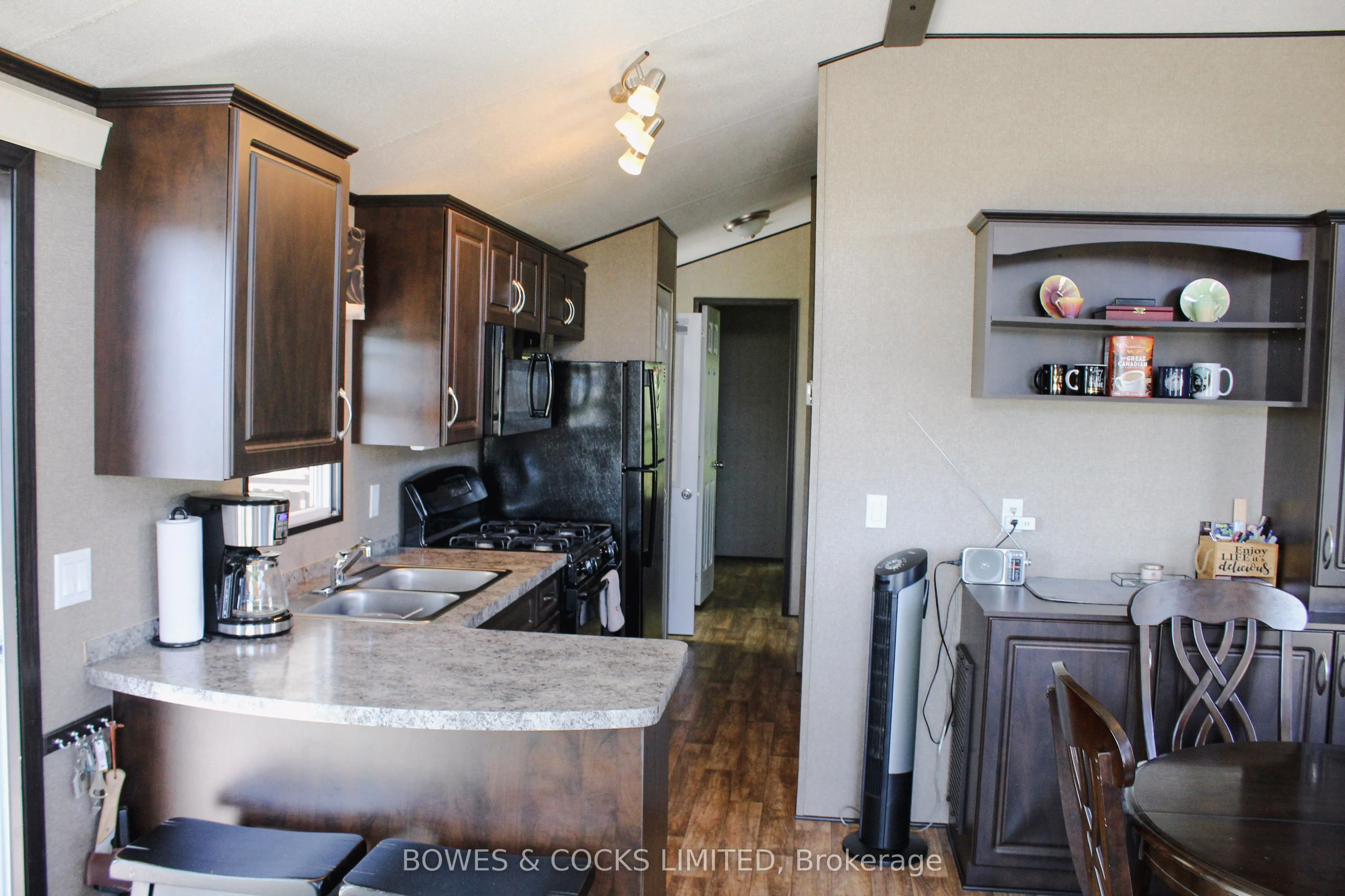 1235 Villiers Line, #LAW 14