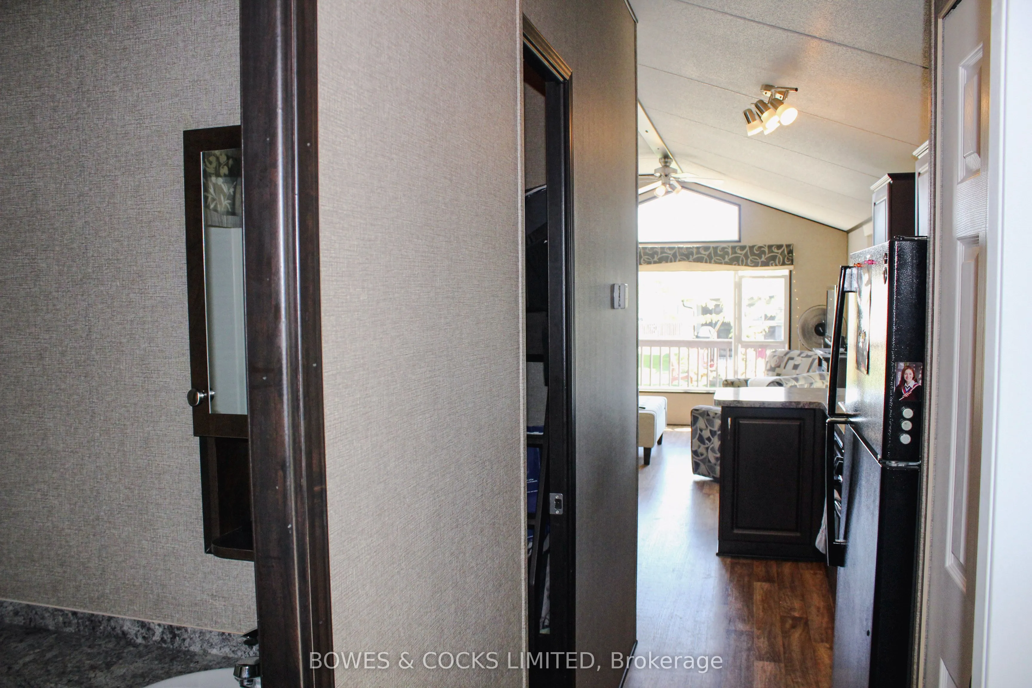 1235 Villiers Line, #LAW 14