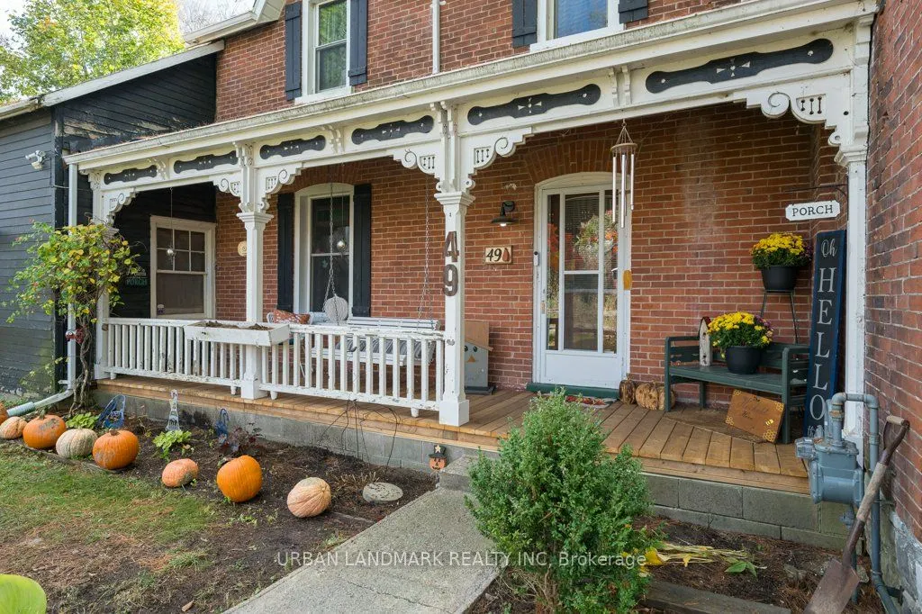 49 Prince Albert Street E