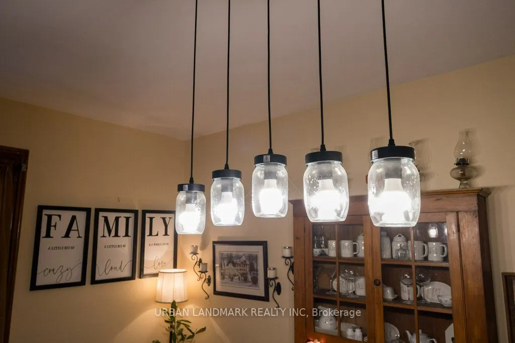 49 Prince Albert Street E