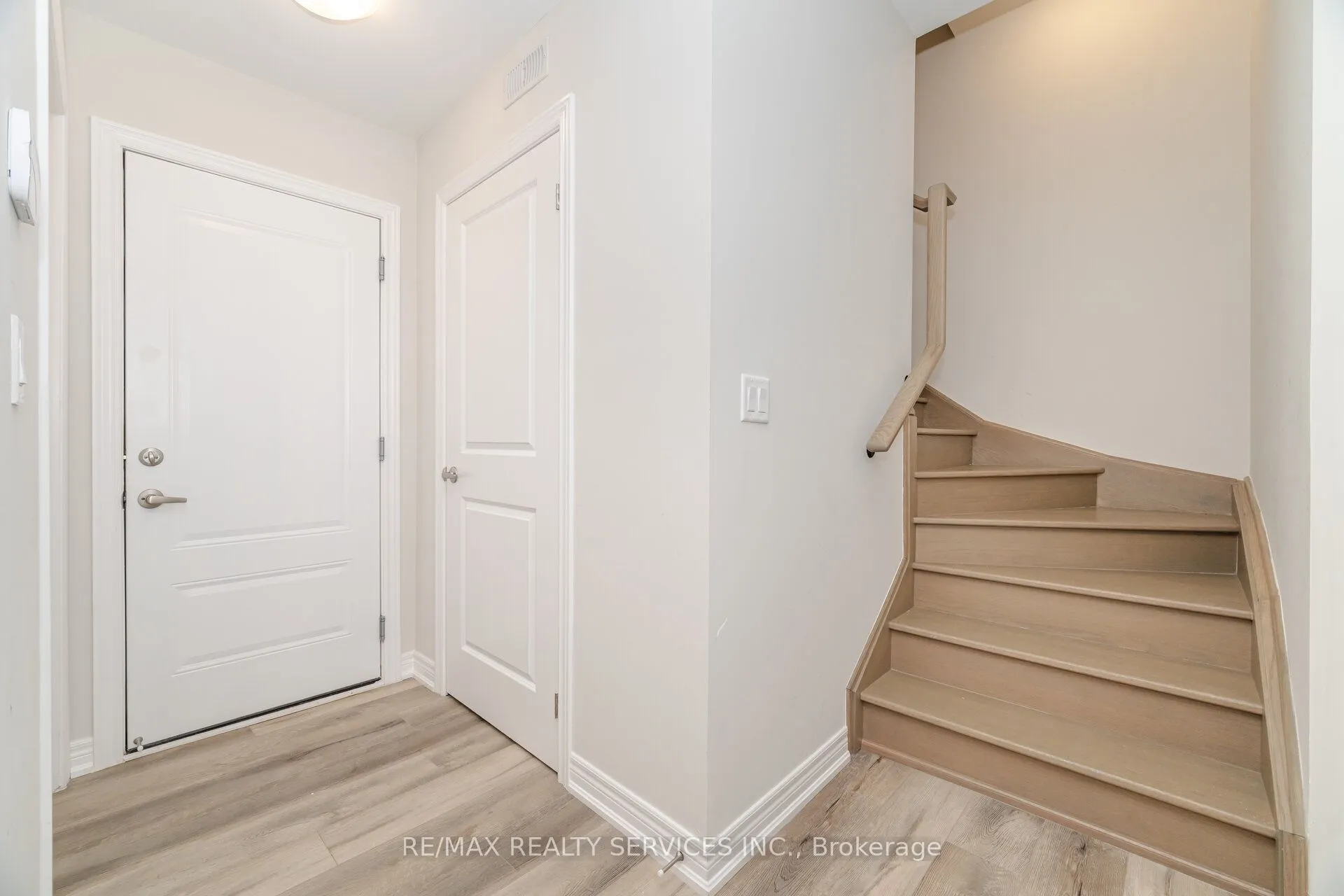 40 Zinfandel Drive, #3