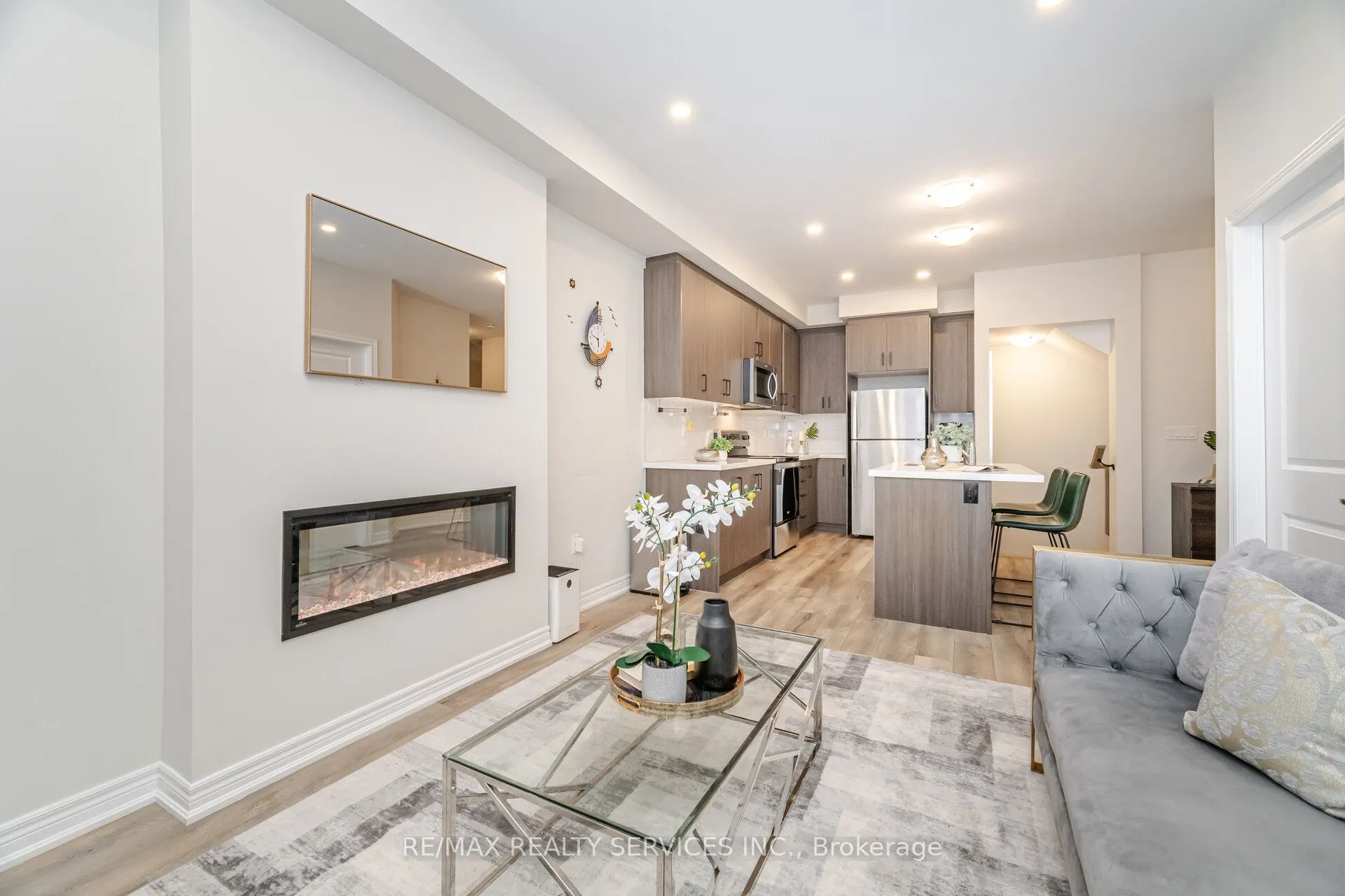 40 Zinfandel Drive, #3