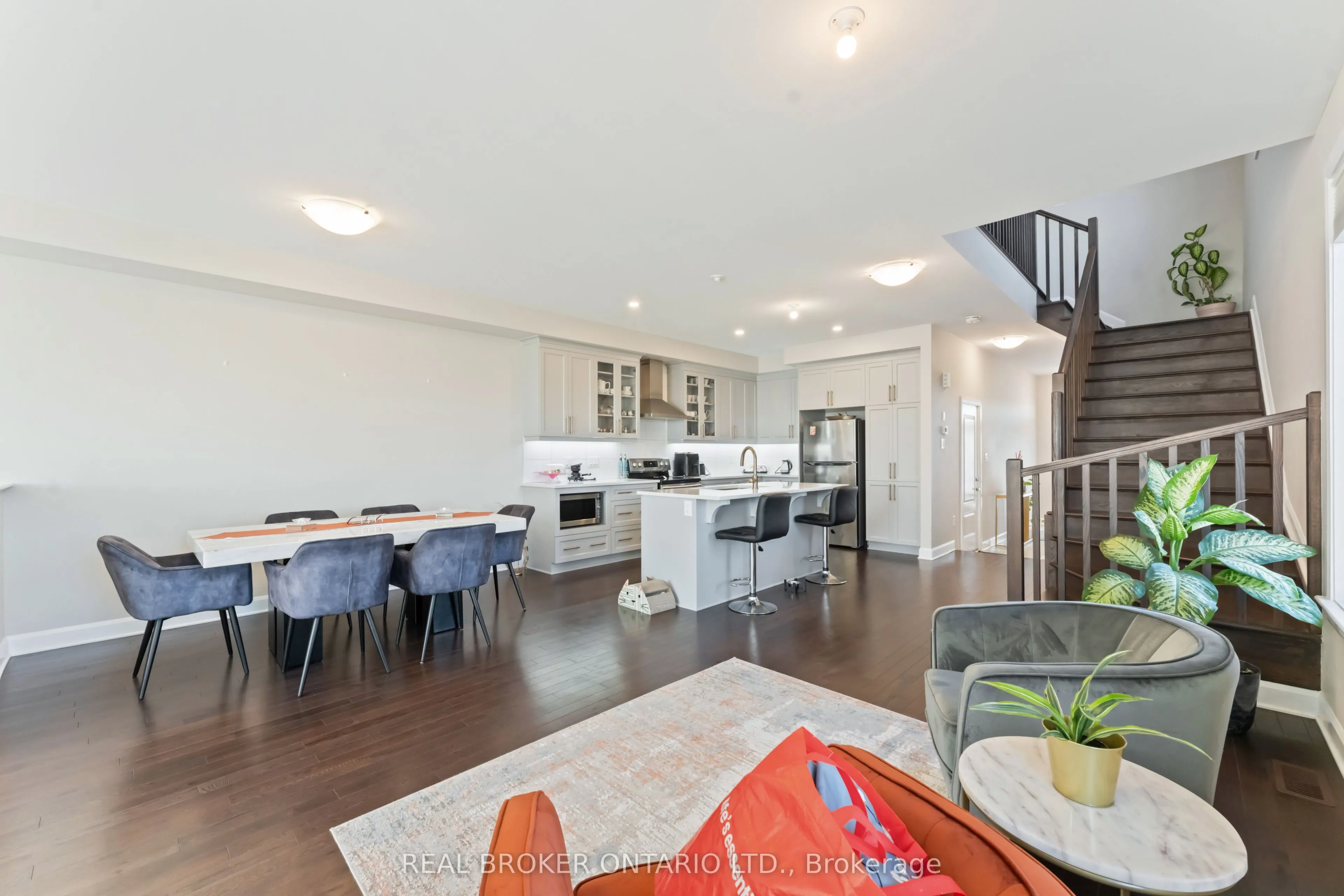 675 Taliesin Crescent