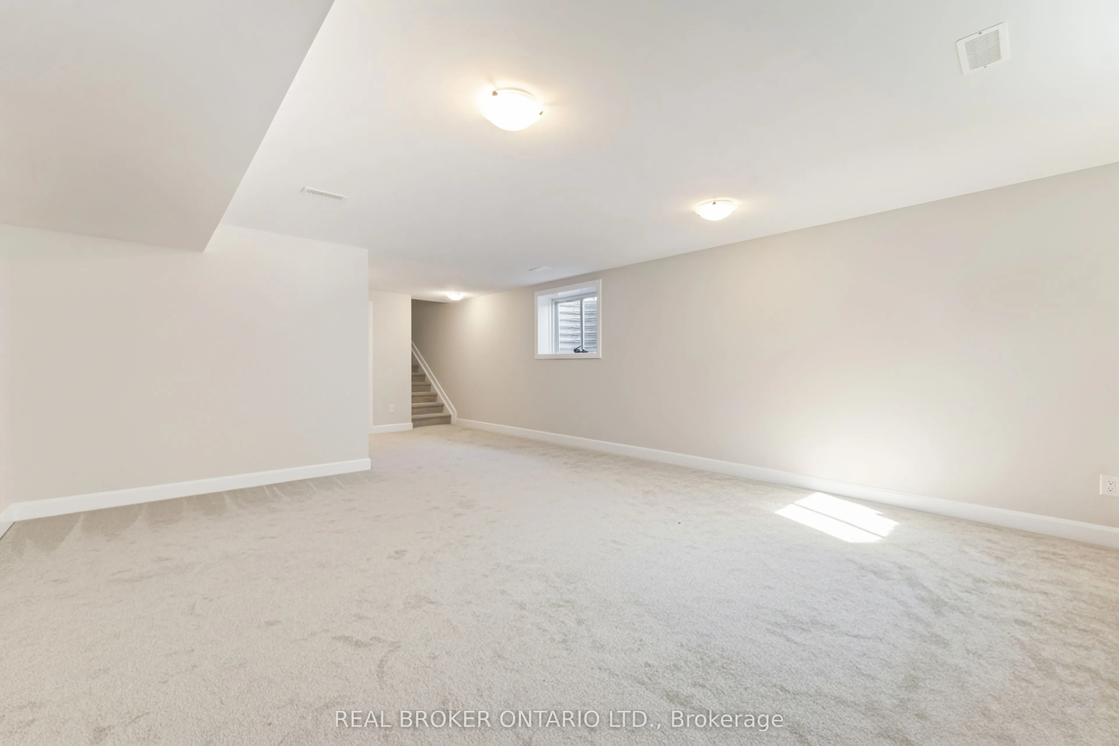 675 Taliesin Crescent