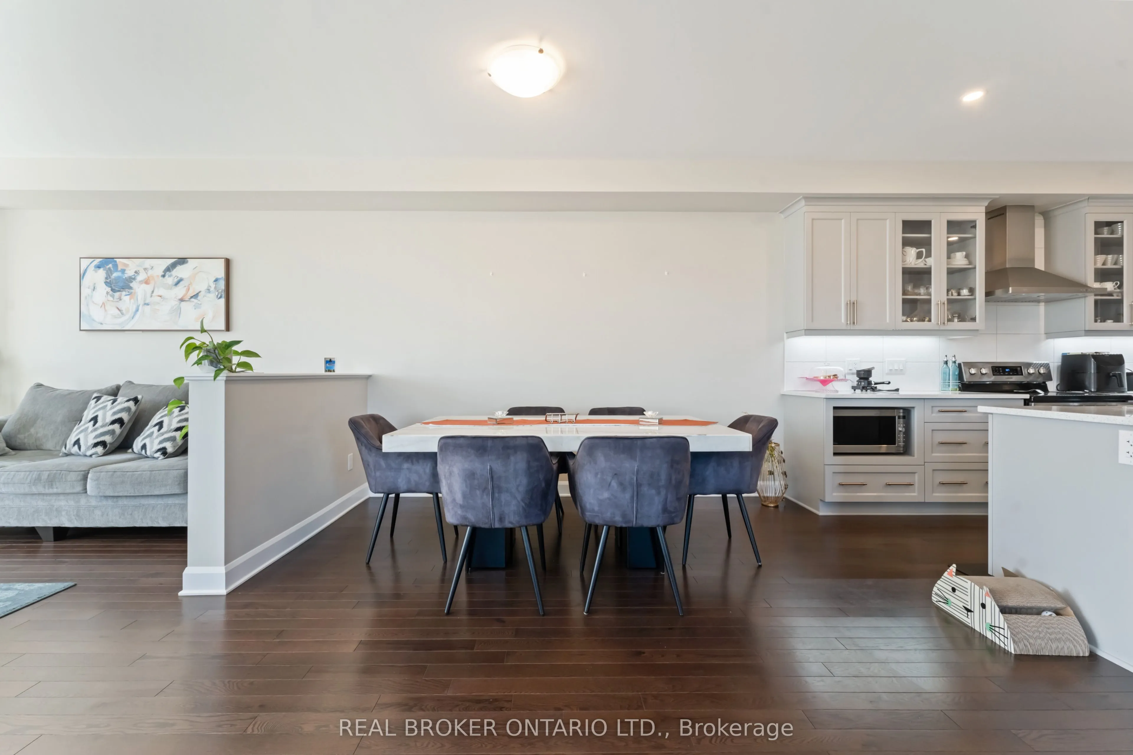 675 Taliesin Crescent