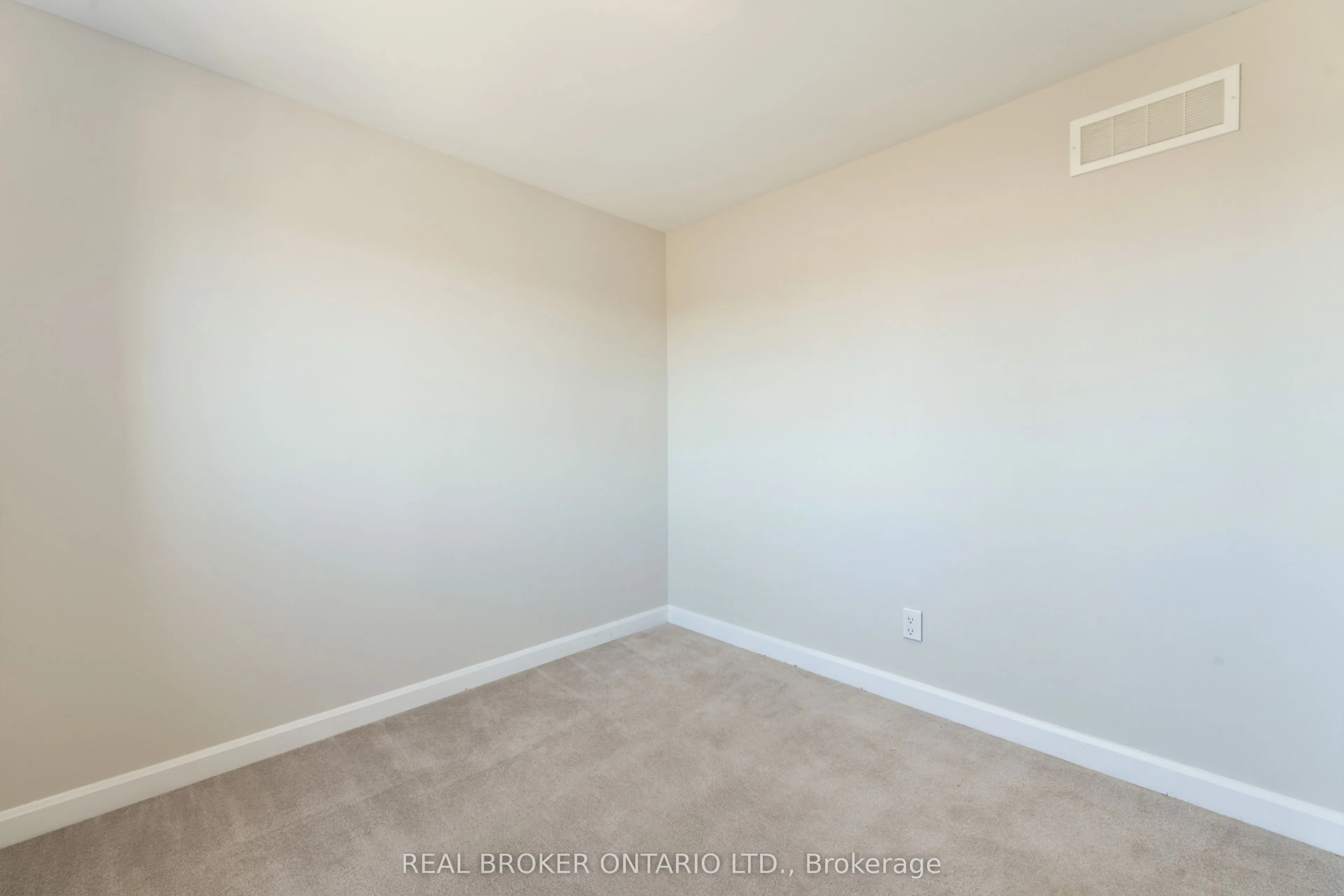 675 Taliesin Crescent