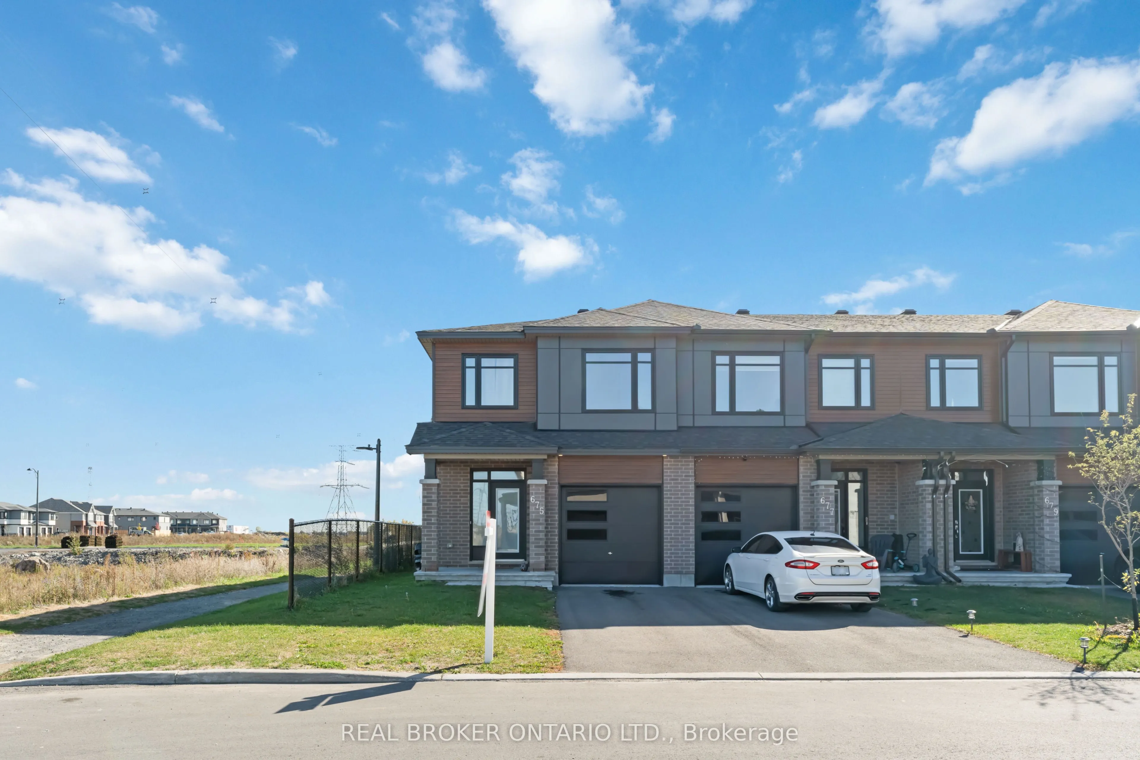 675 Taliesin Crescent