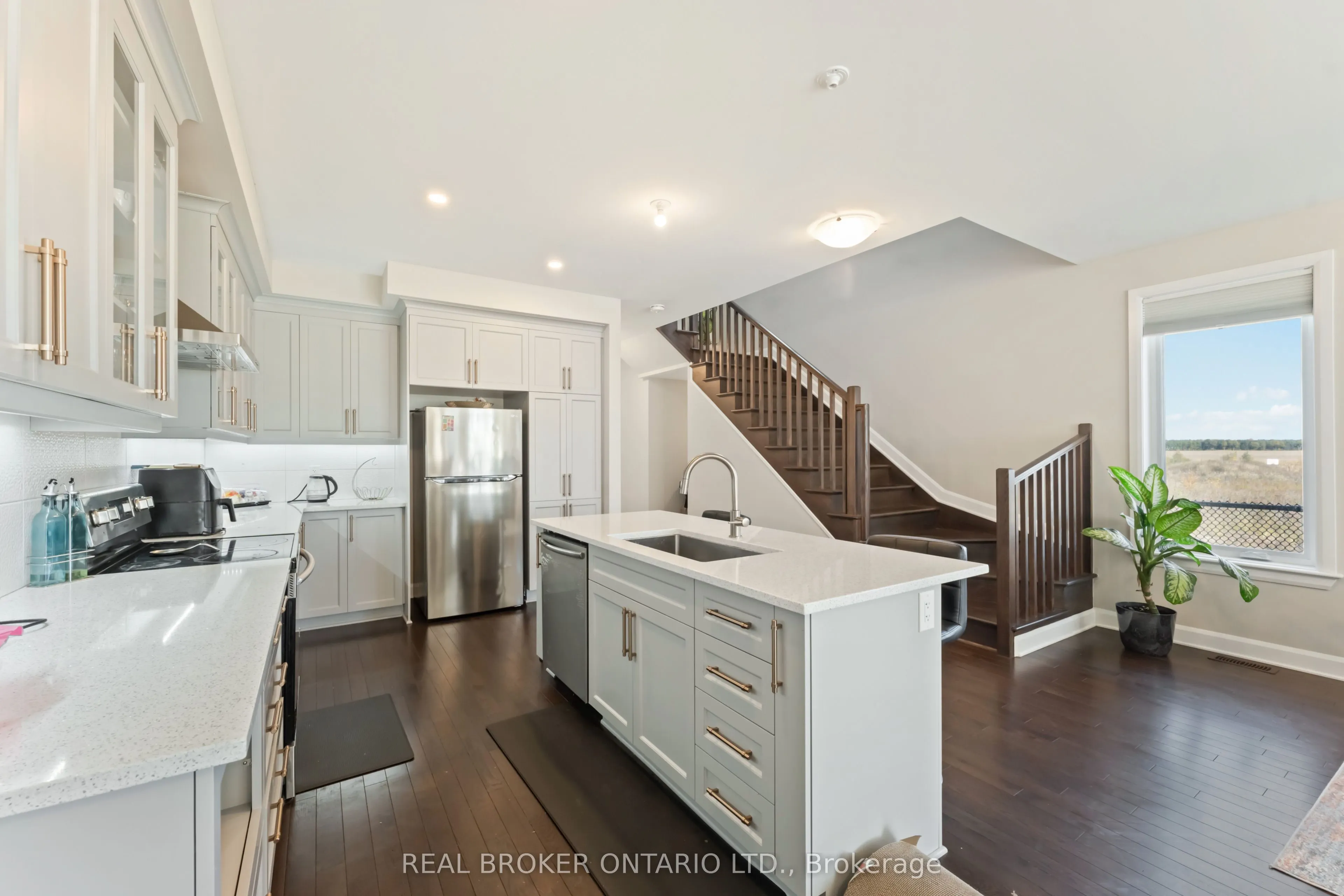 675 Taliesin Crescent