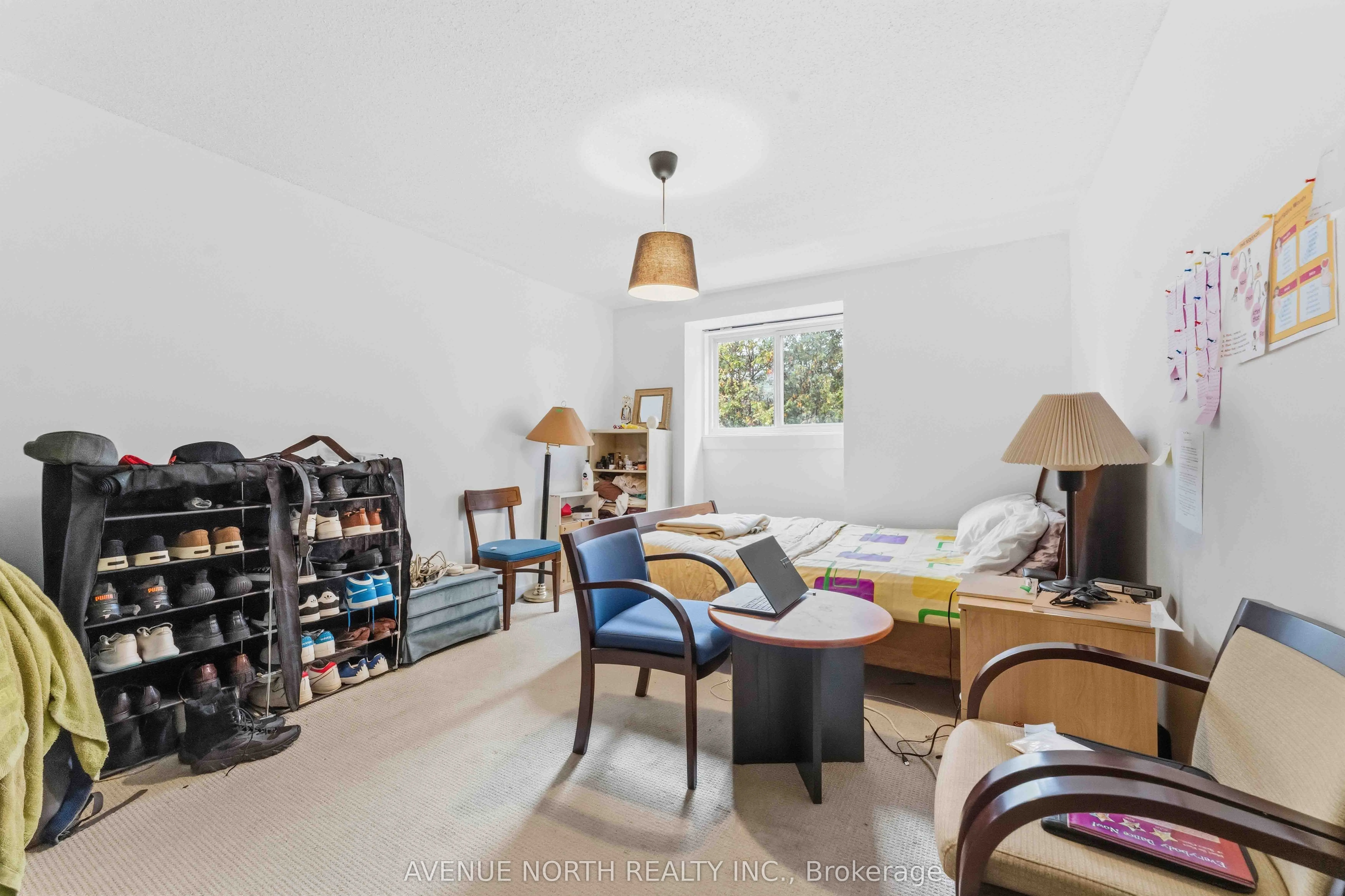 2080 Ogilvie Road, #11K