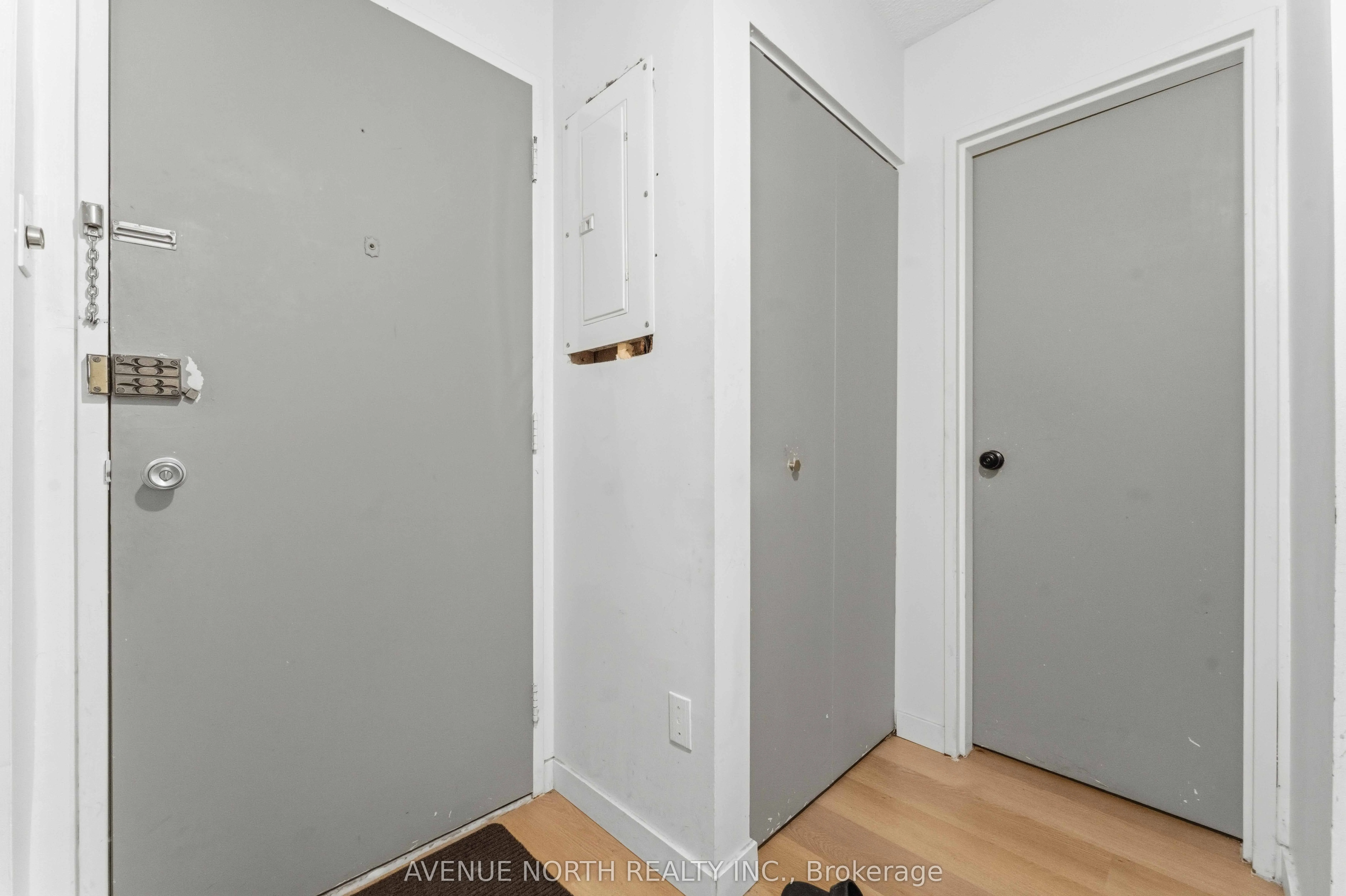 2080 Ogilvie Road, #11K