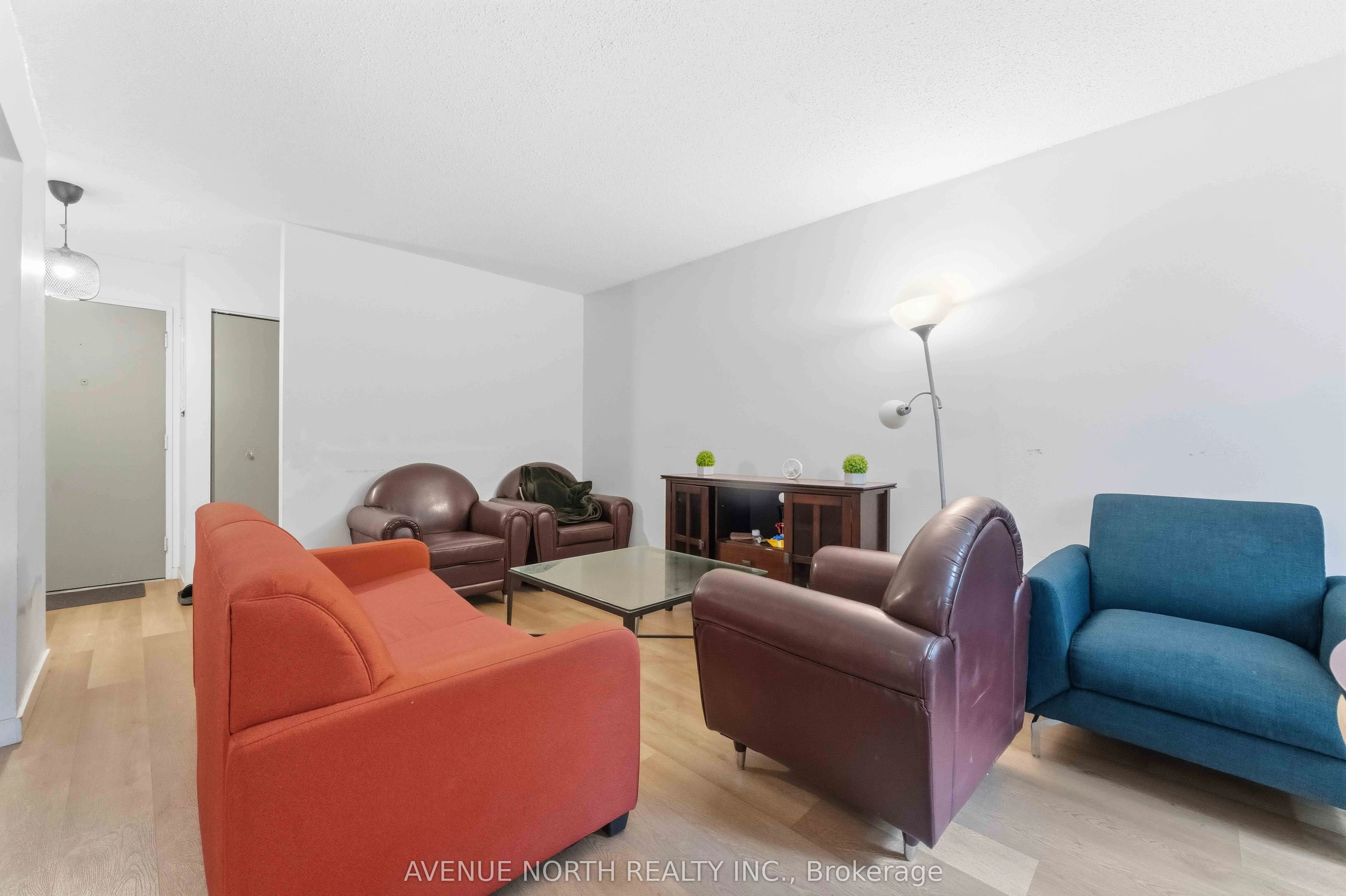 2080 Ogilvie Road, #11K