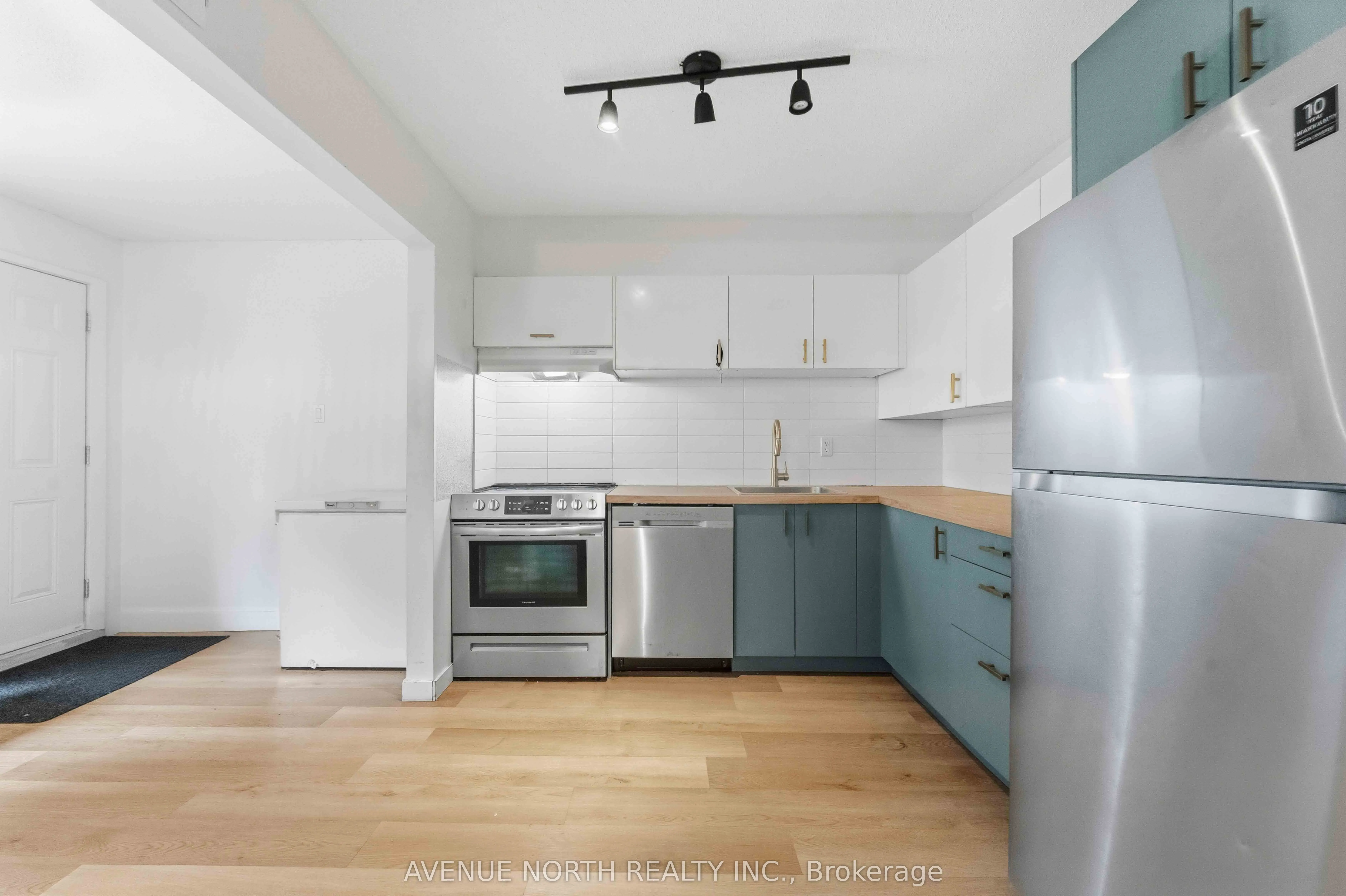 2080 Ogilvie Road, #11K