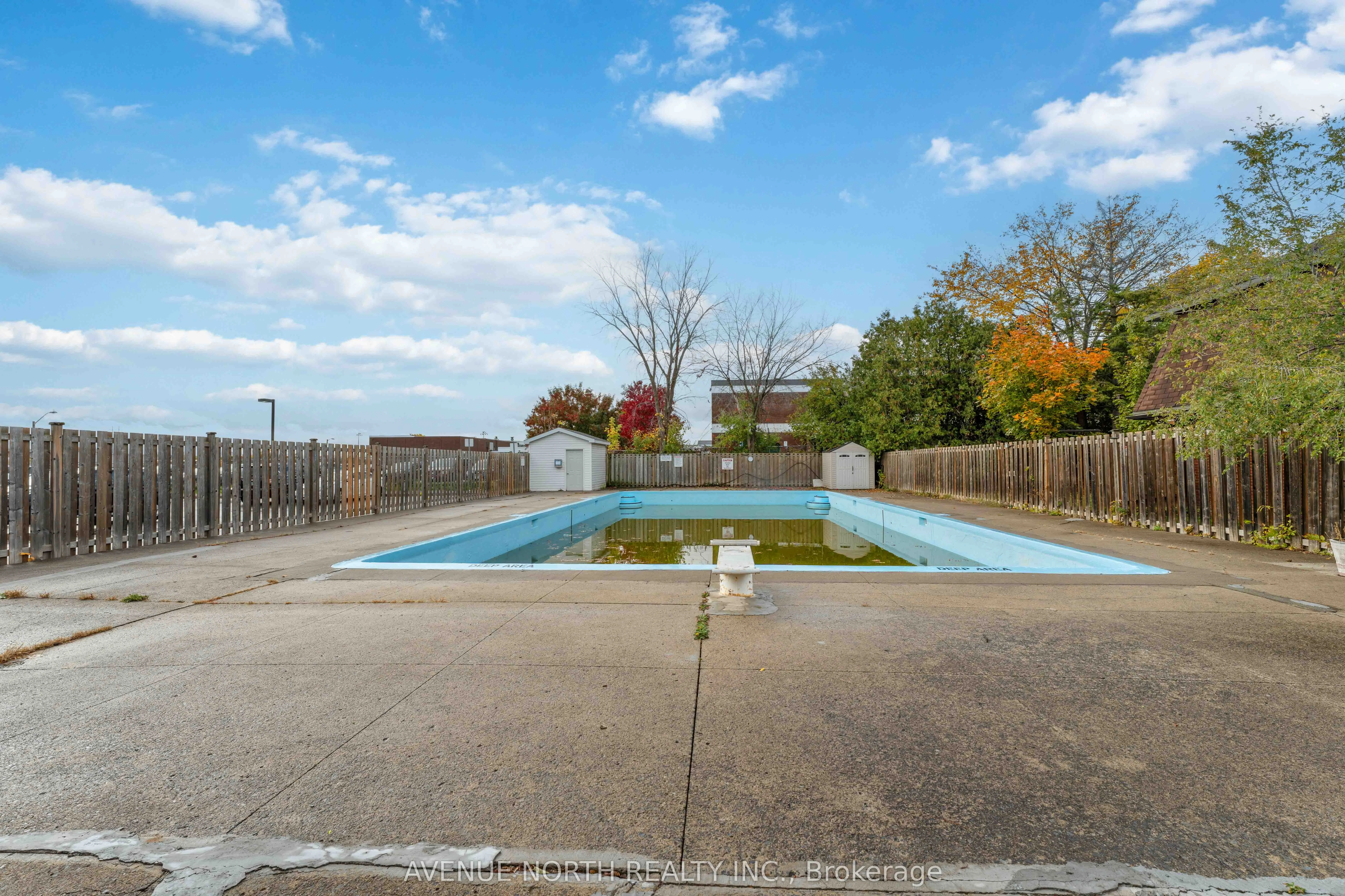 2080 Ogilvie Road, #11K