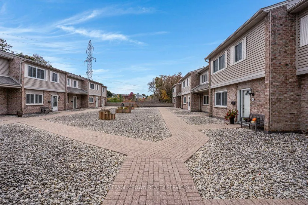 295 Water Street, #171