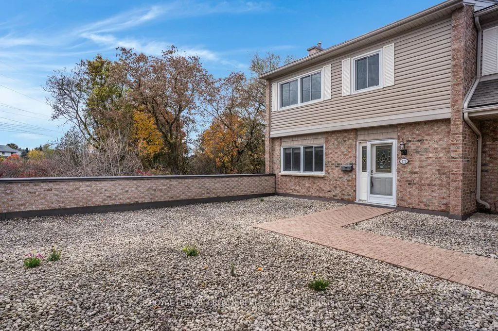 295 Water Street, #171