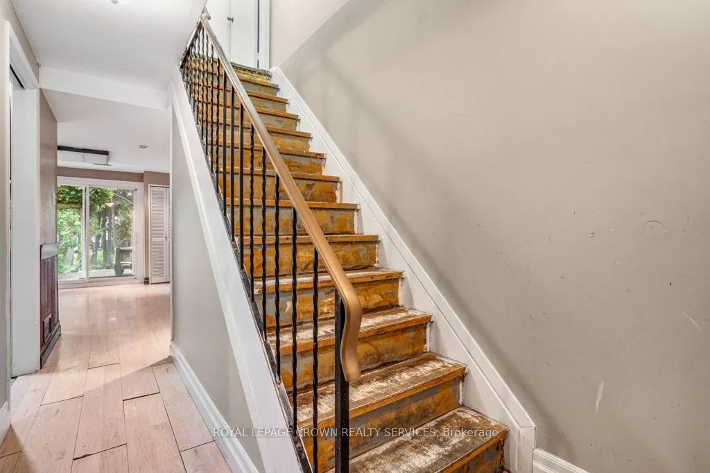 295 Water Street, #171