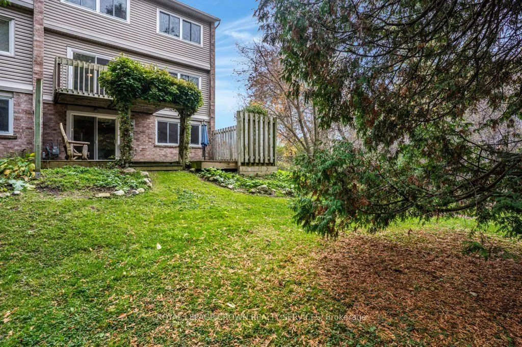 295 Water Street, #171