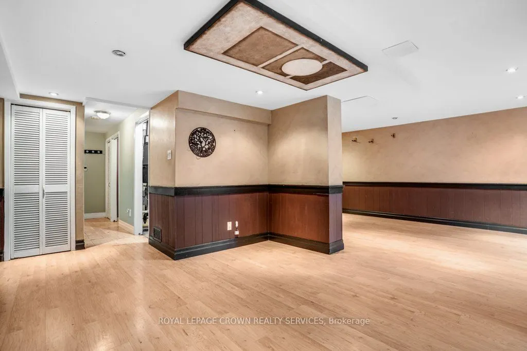 295 Water Street, #171