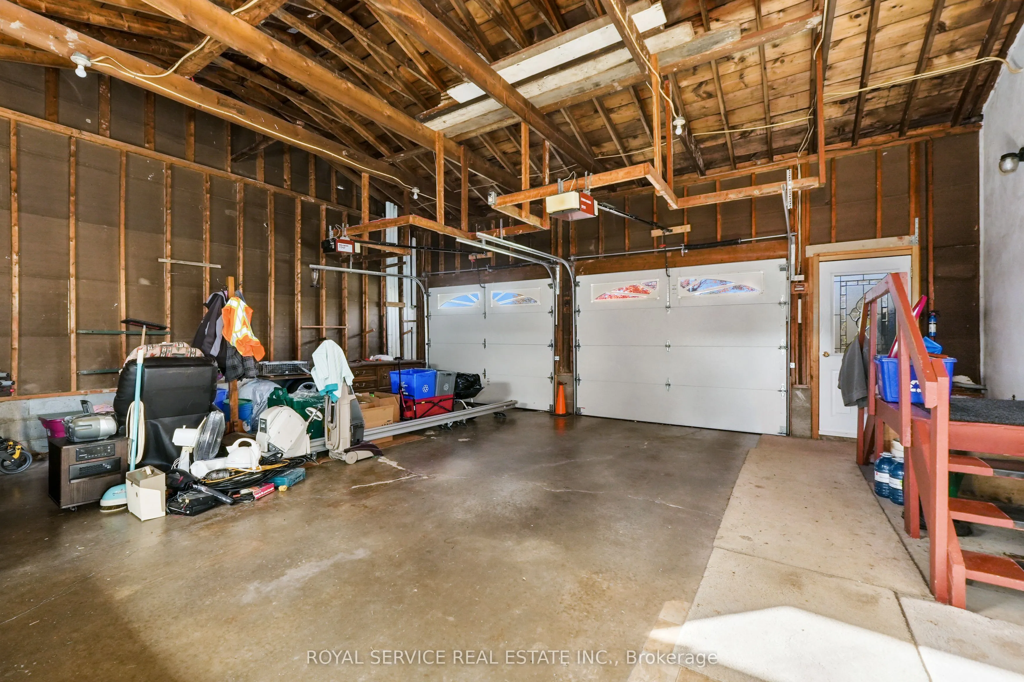 3879 Burnham Street N