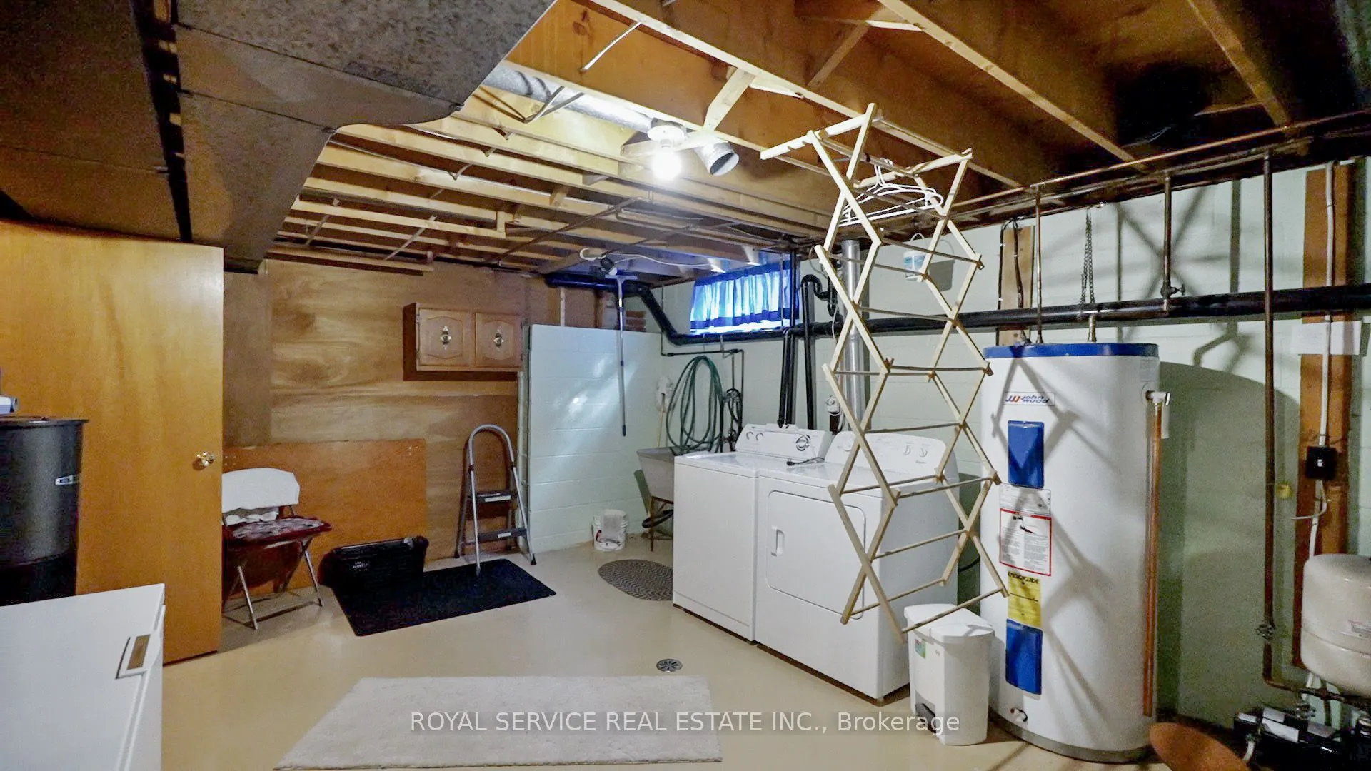 3879 Burnham Street N