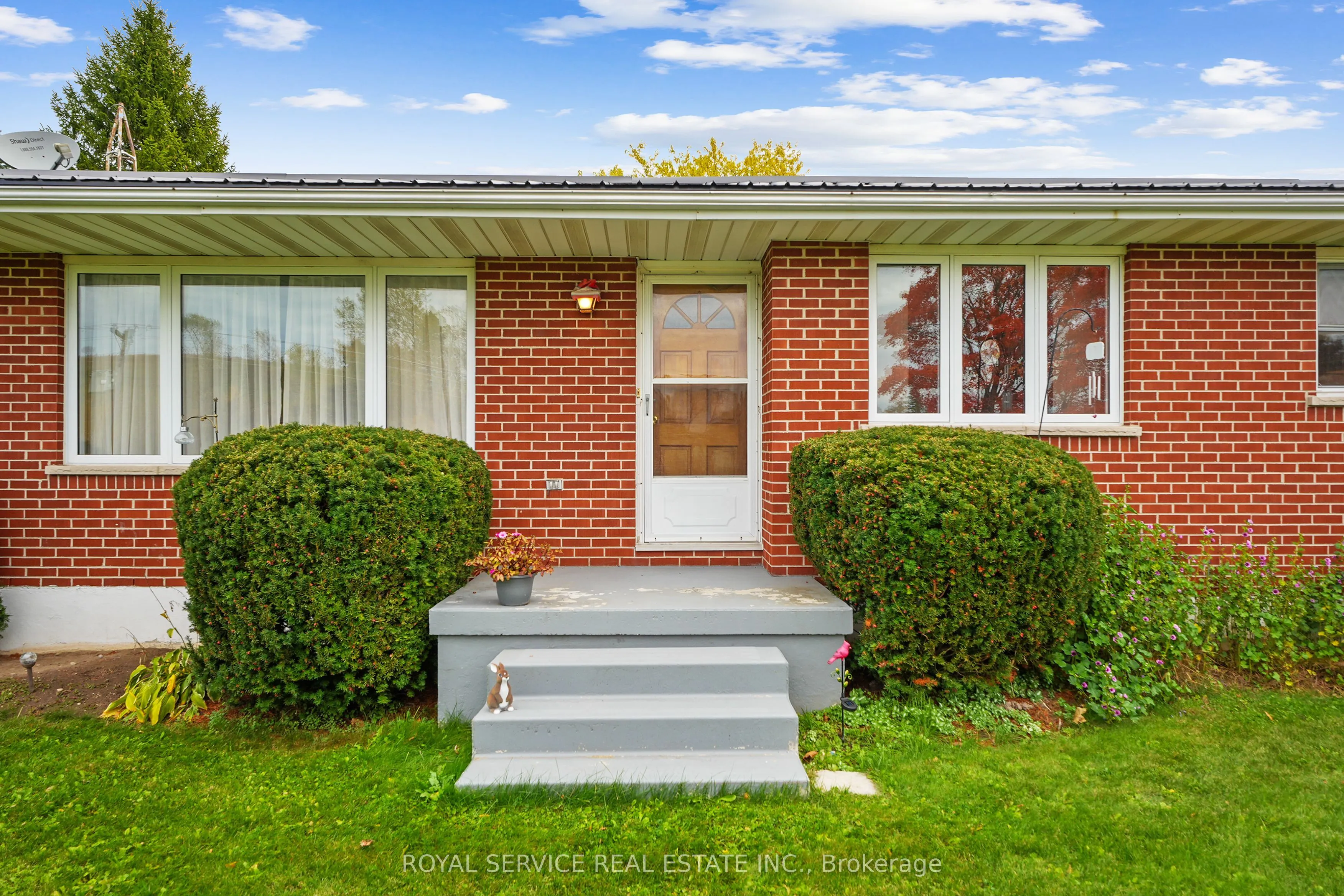 3879 Burnham Street N