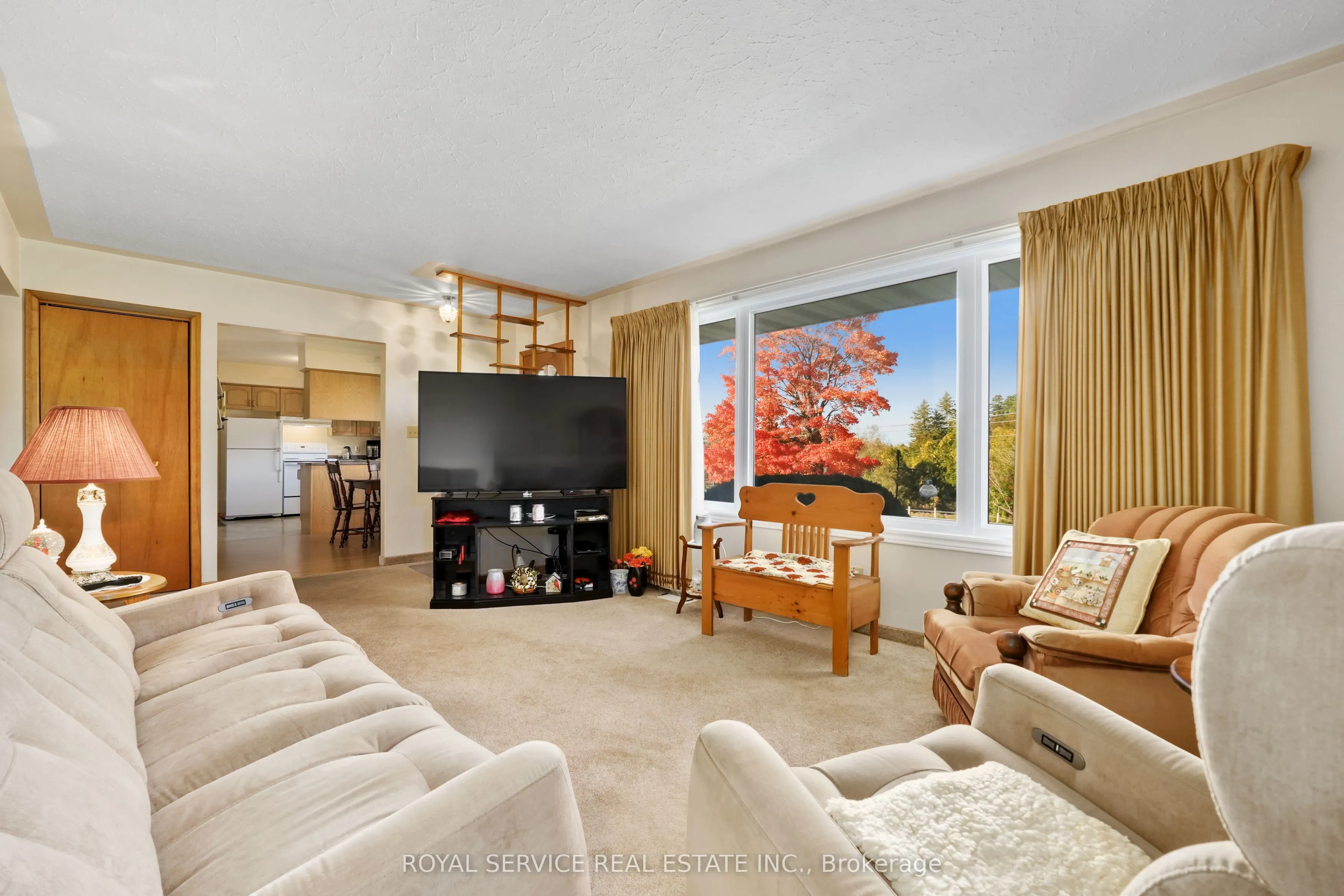 3879 Burnham Street N