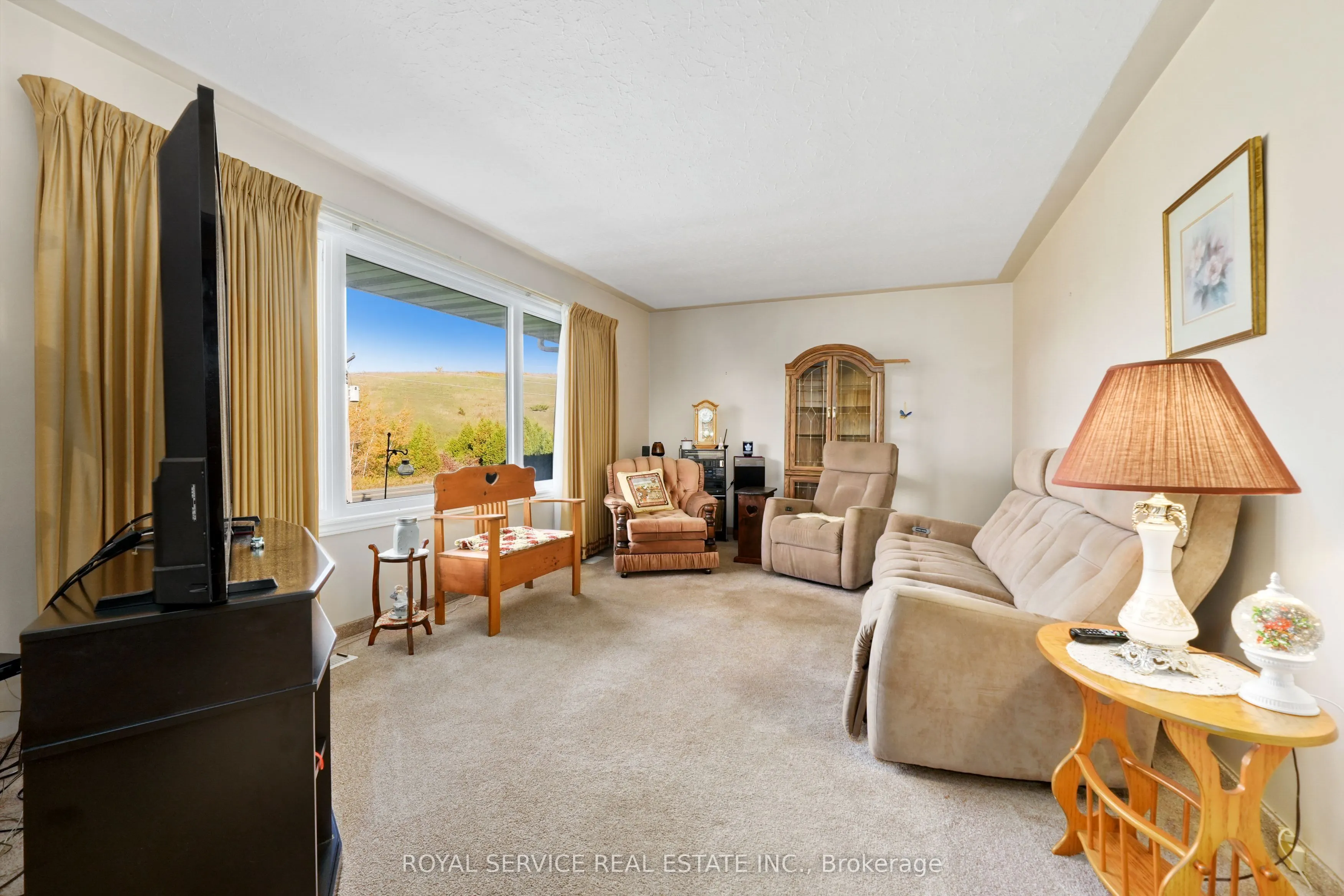 3879 Burnham Street N