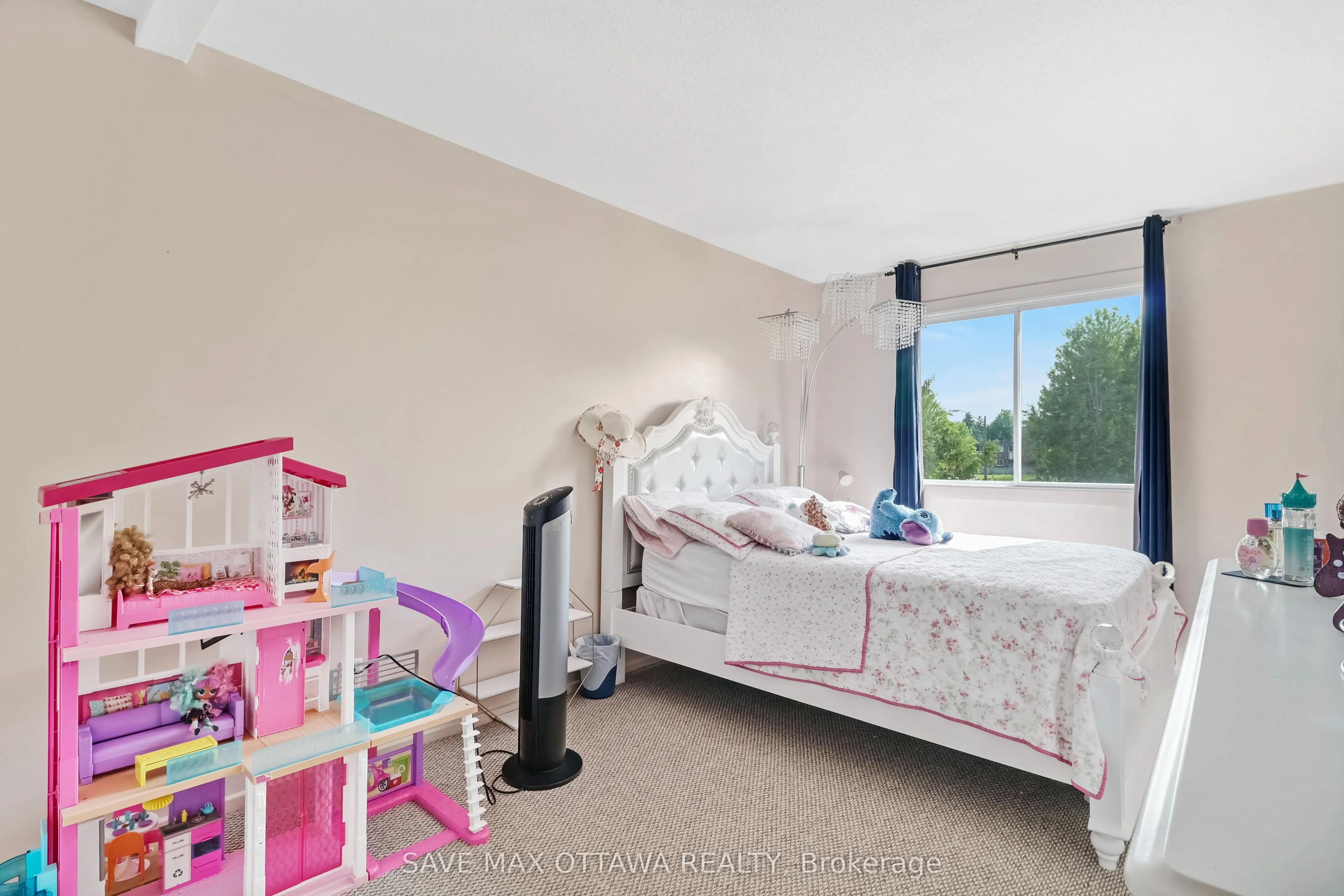 3036 Fairlea Crescent, #-