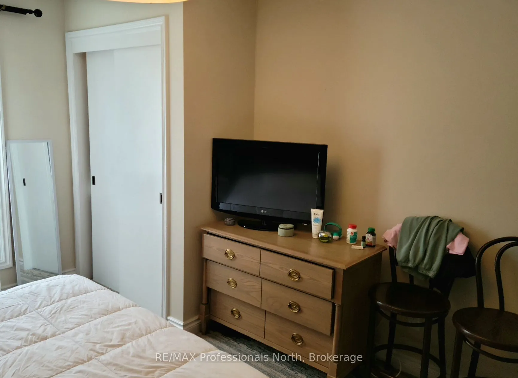 1235 Deerhurst Drive, #54-207