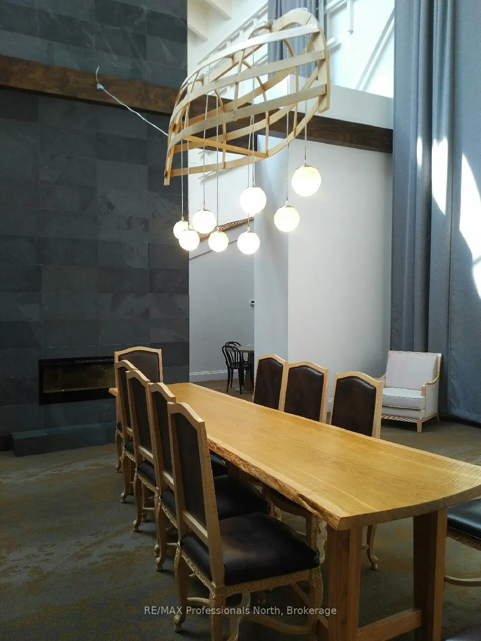 1235 Deerhurst Drive, #54-207