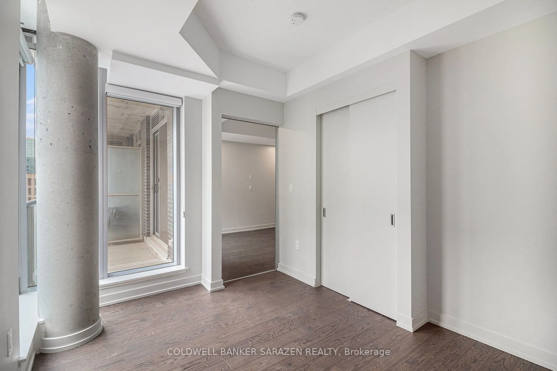 101 Queen Street, #808