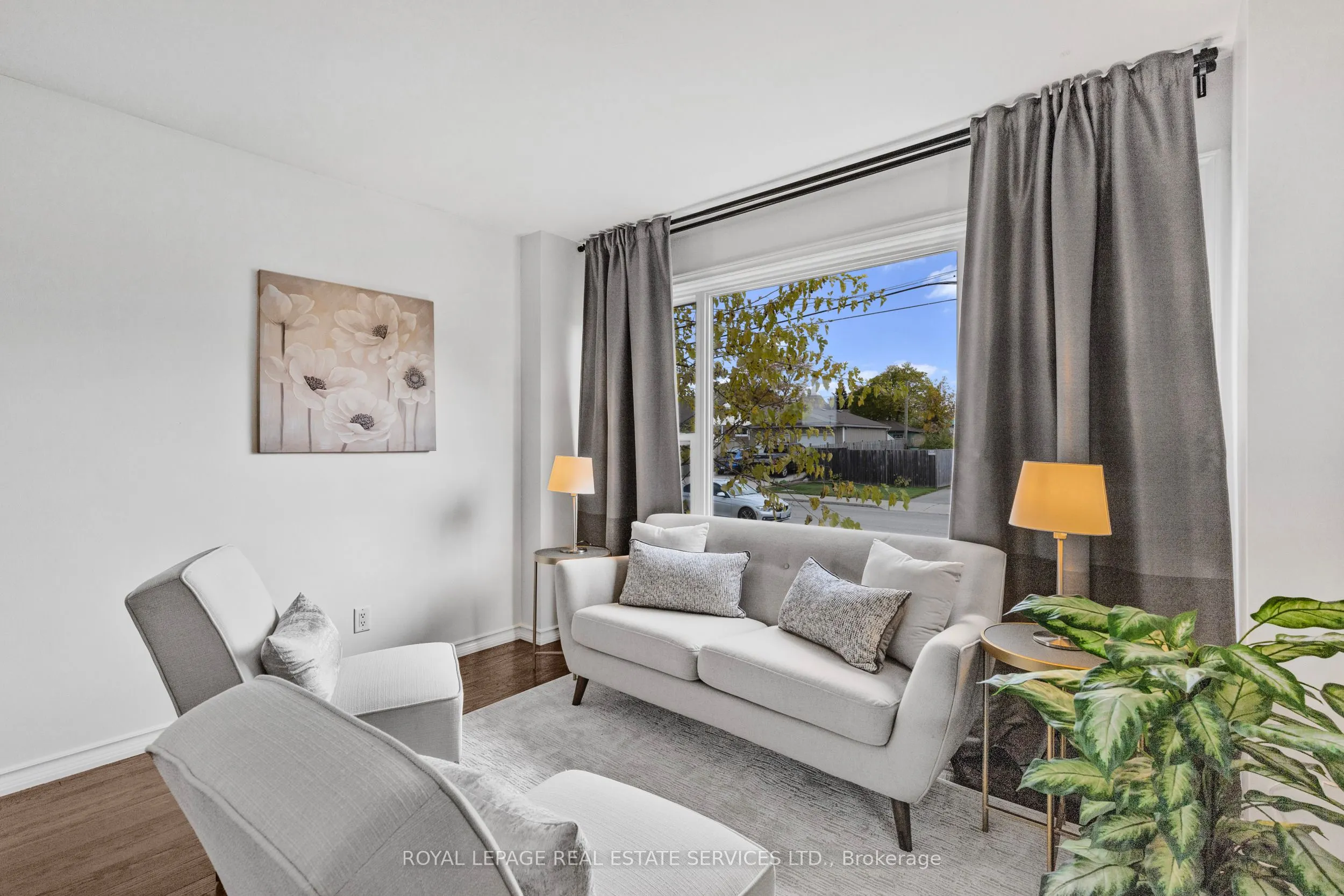 559 East 27th Street