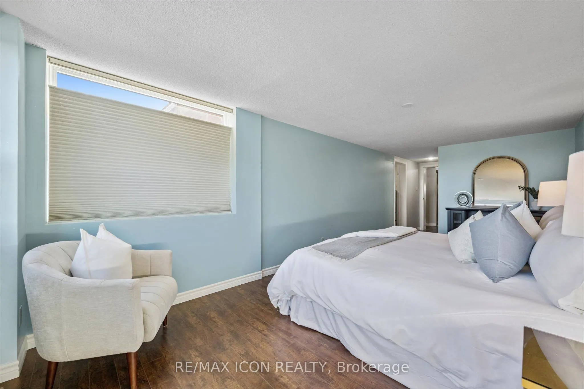 20 Ellen Street E, #610