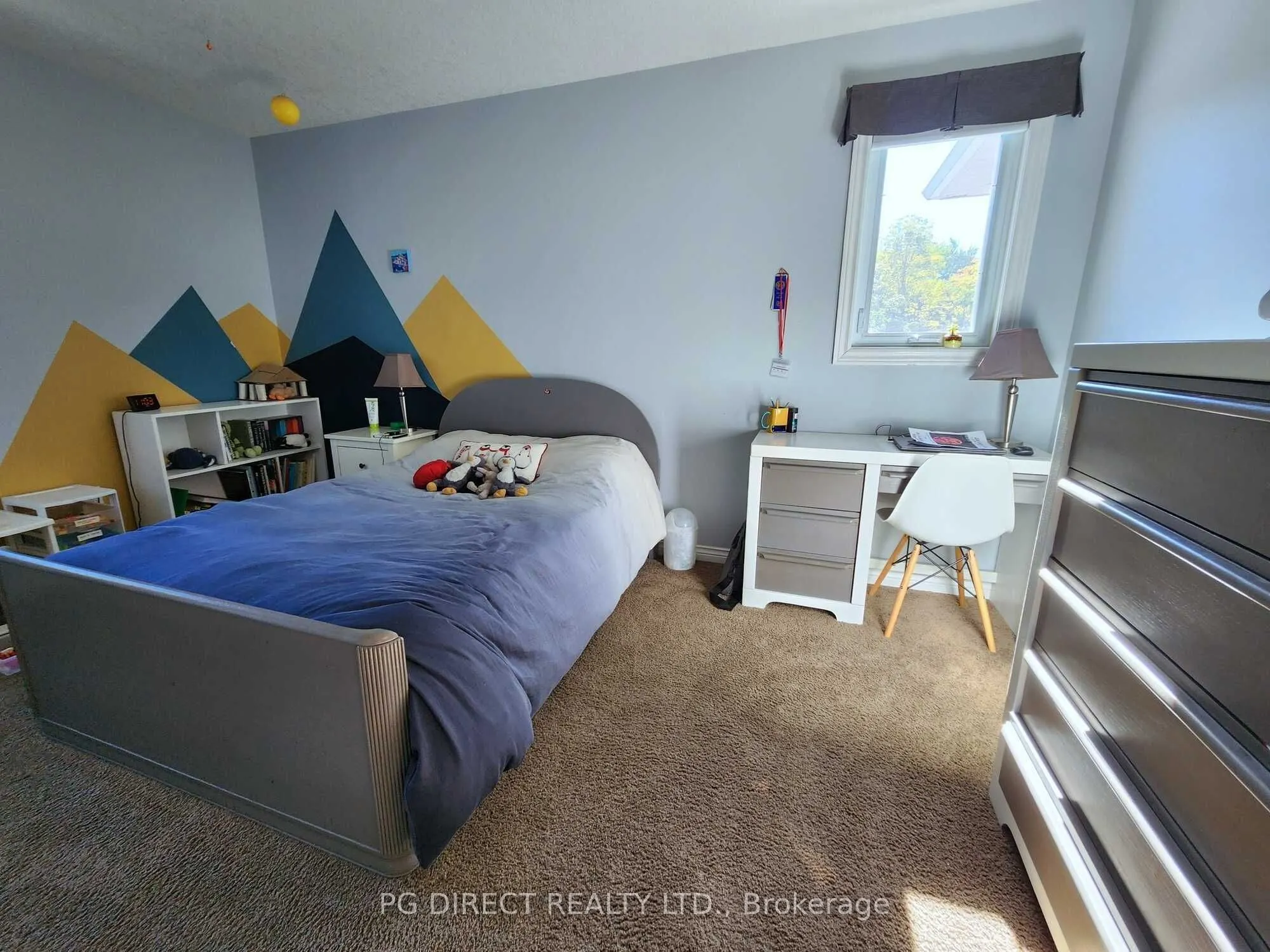 242 Cheltonwood Crescent