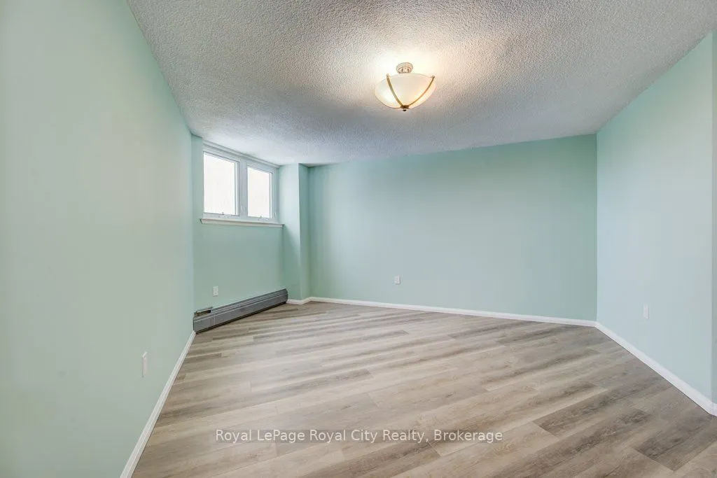 19 Woodlawn Road E, #602