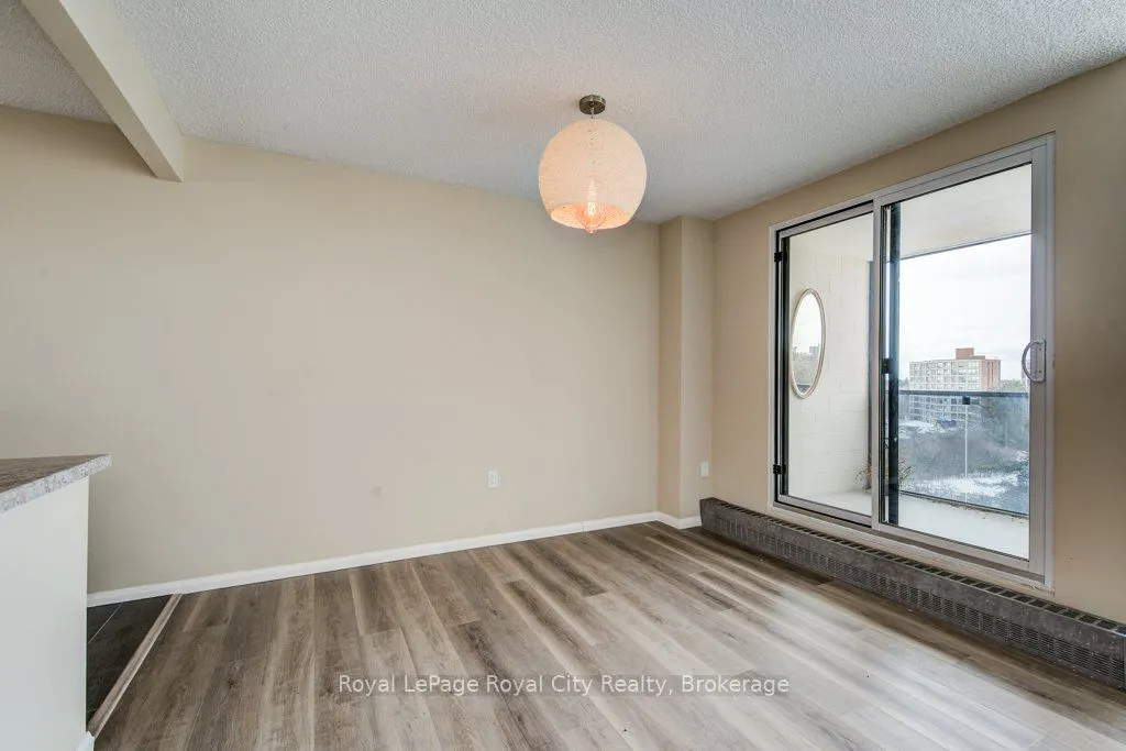 19 Woodlawn Road E, #602