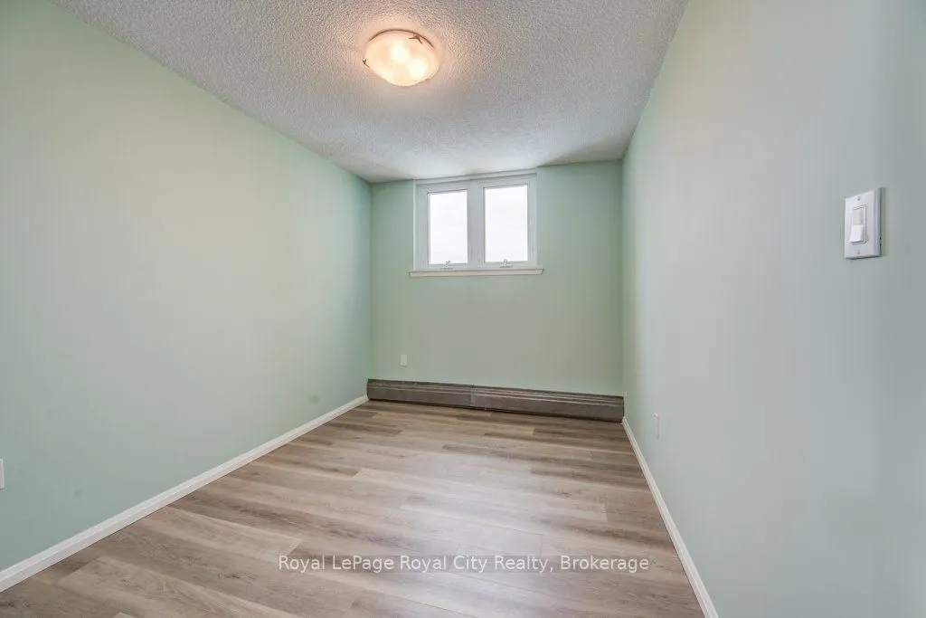 19 Woodlawn Road E, #602