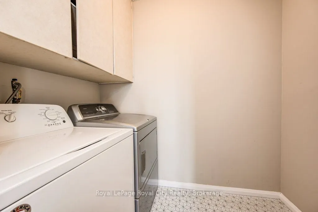 19 Woodlawn Road E, #602