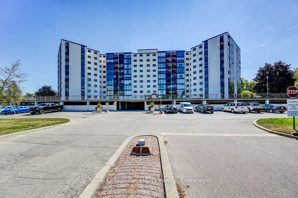 19 Woodlawn Road E, #602