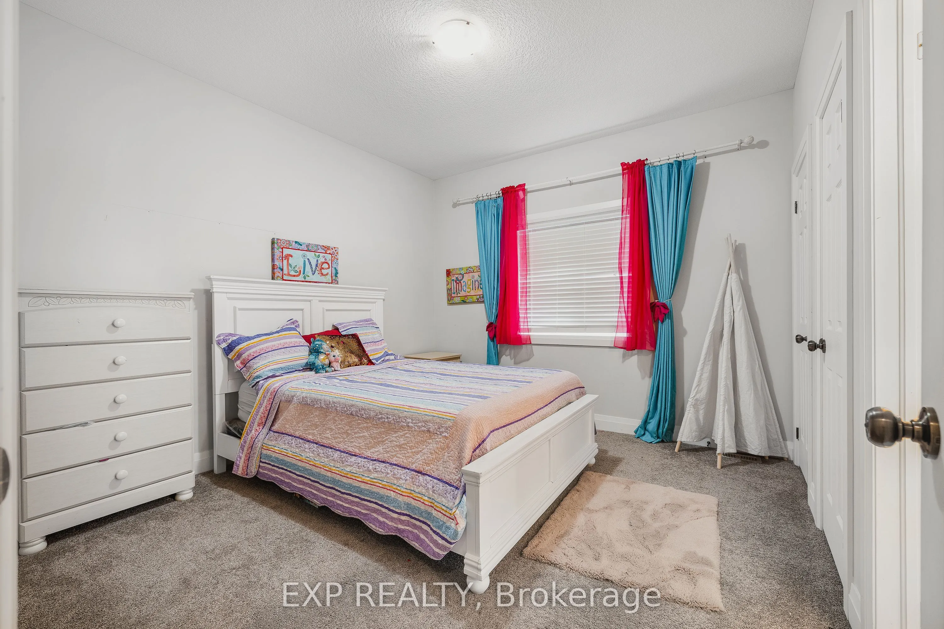 346 Moorlands Crescent